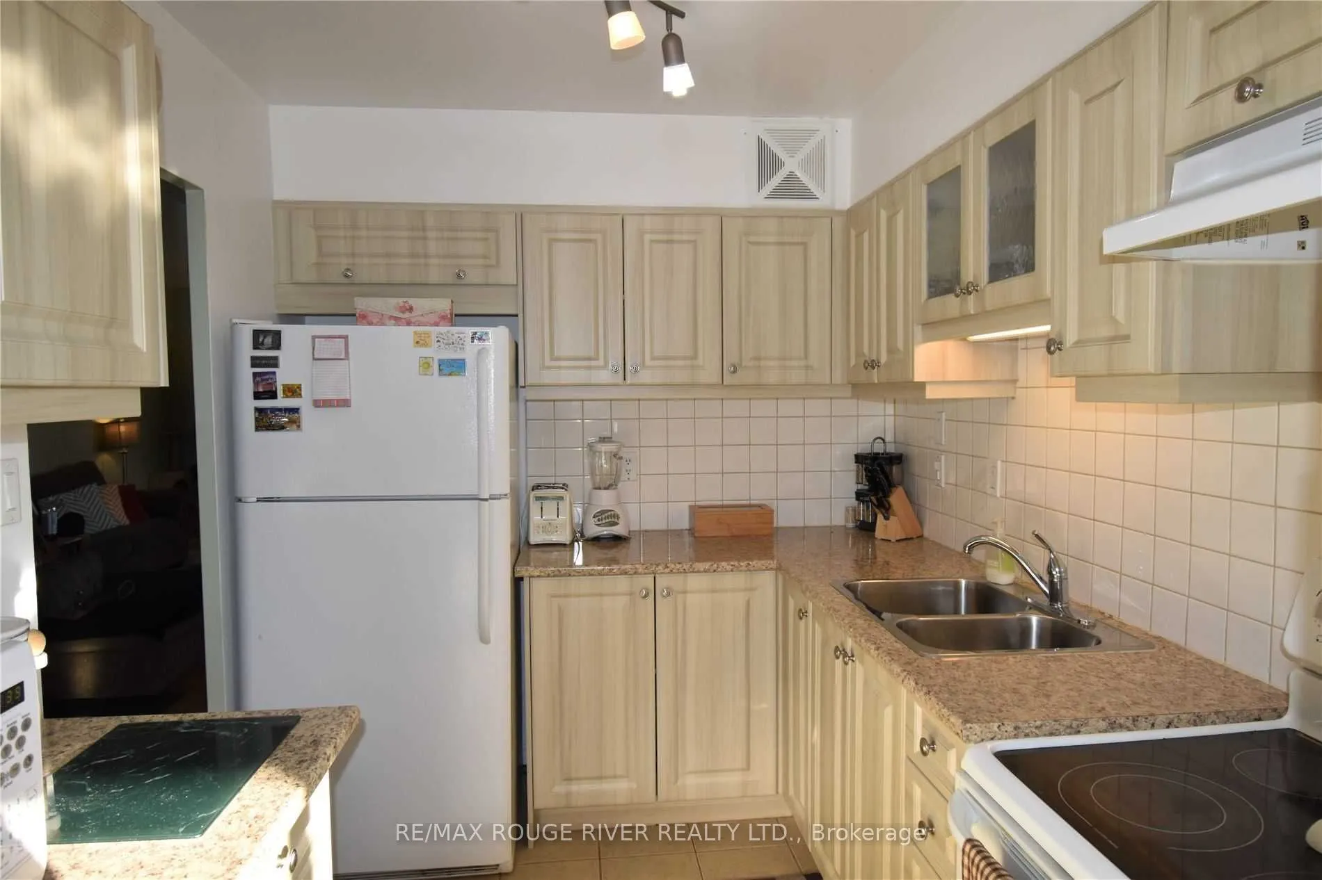 180 Markham Road, #303