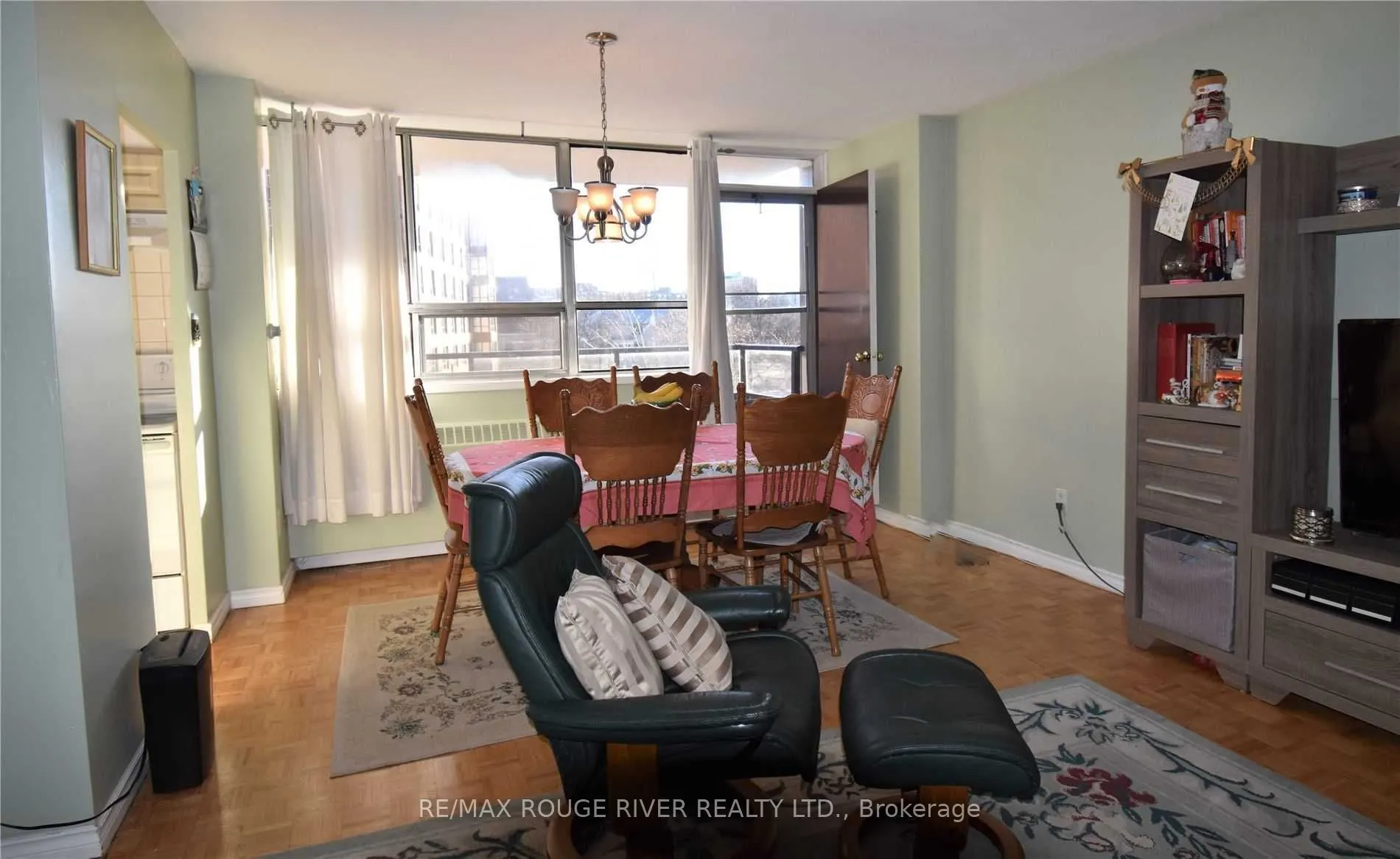 180 Markham Road, #303