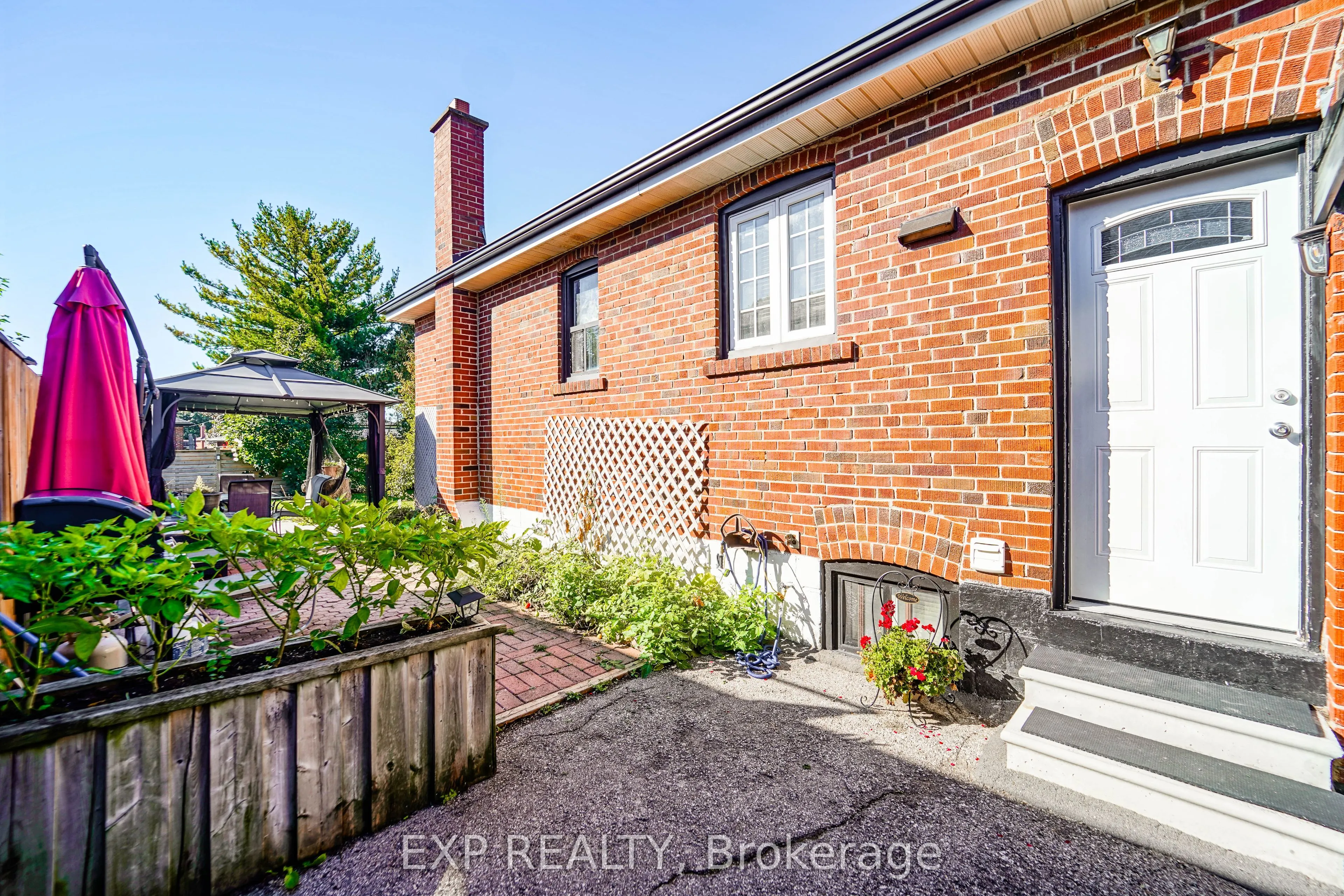 11 Bucannan Road