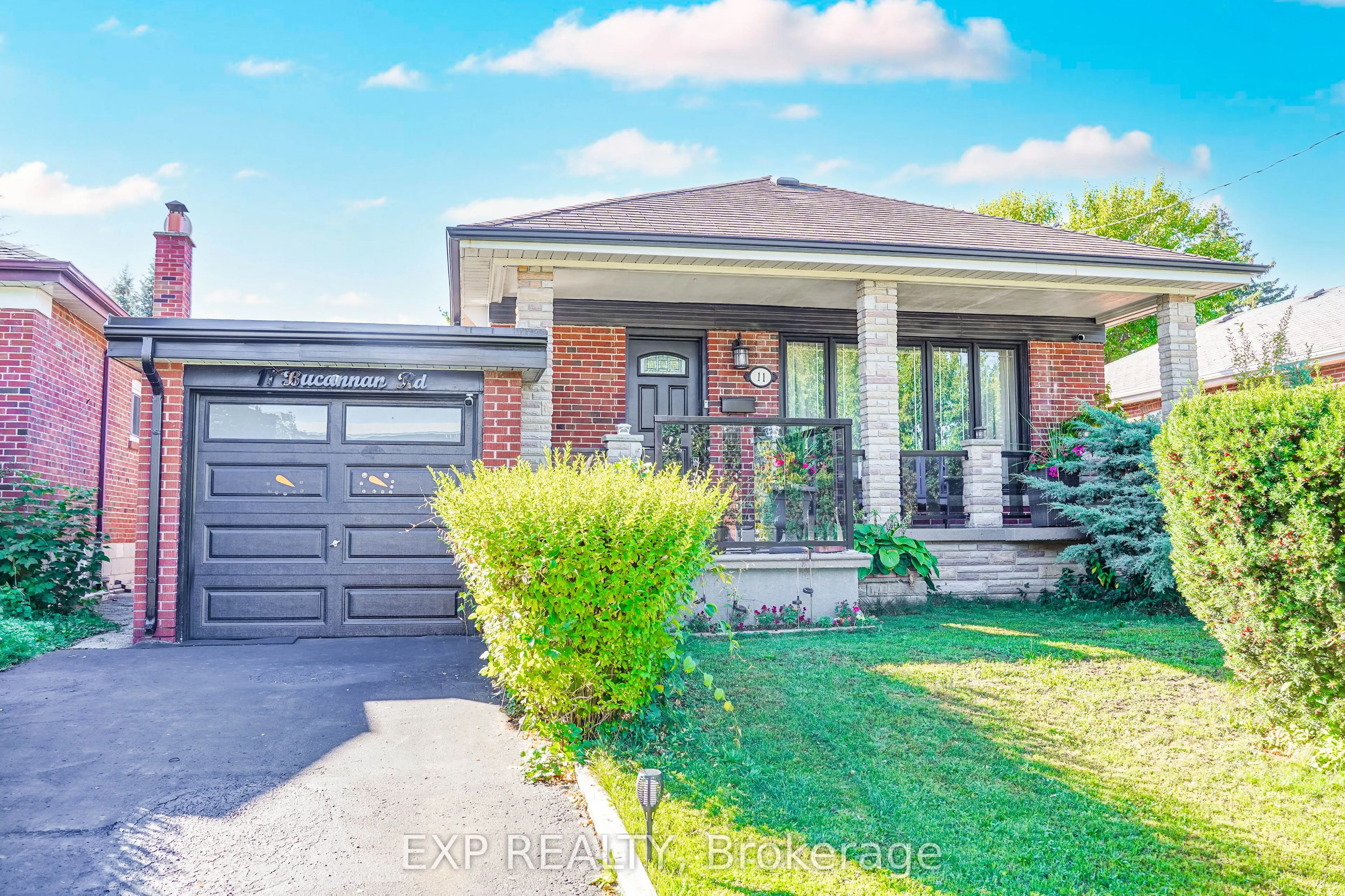 11 Bucannan Road