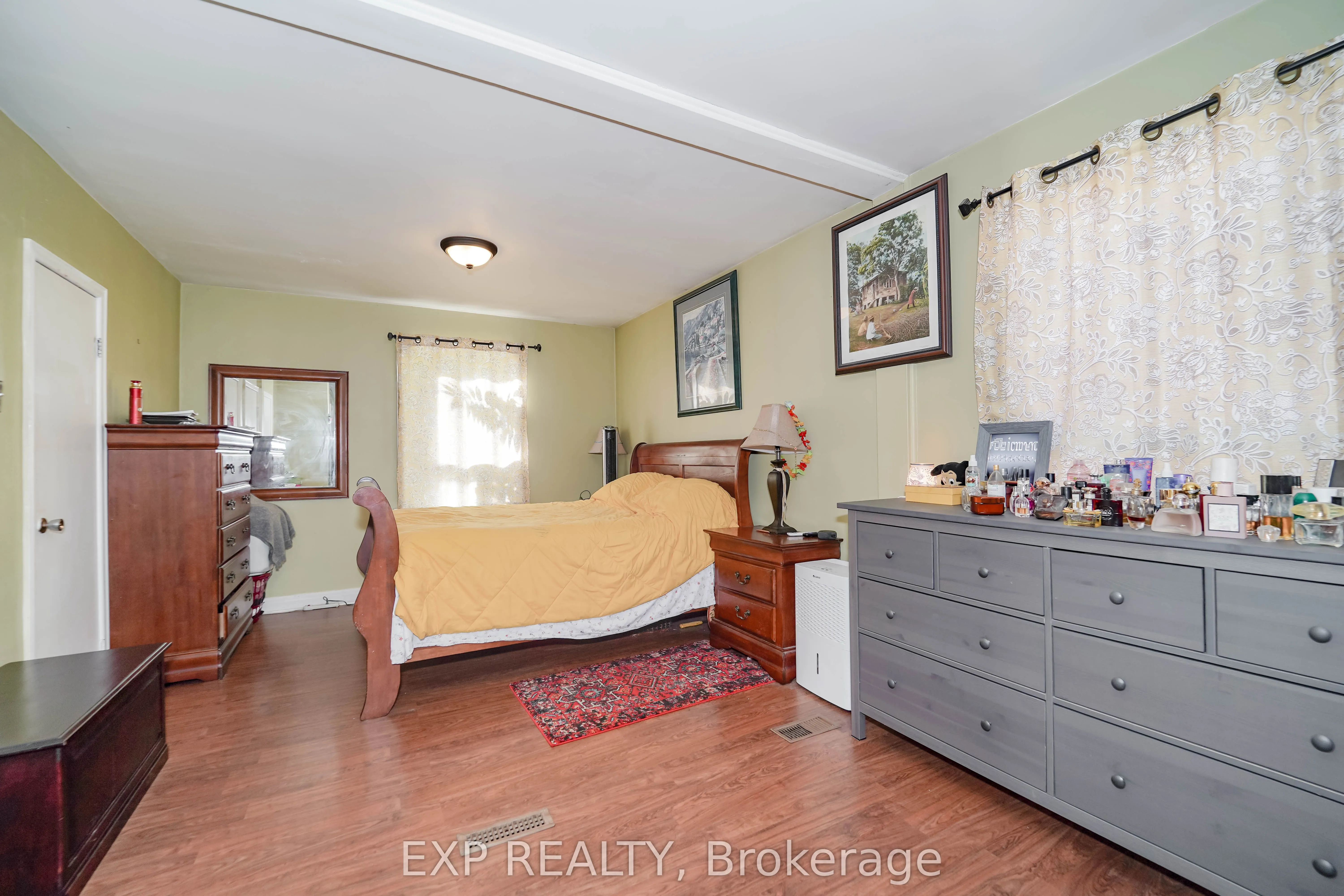 11 Bucannan Road