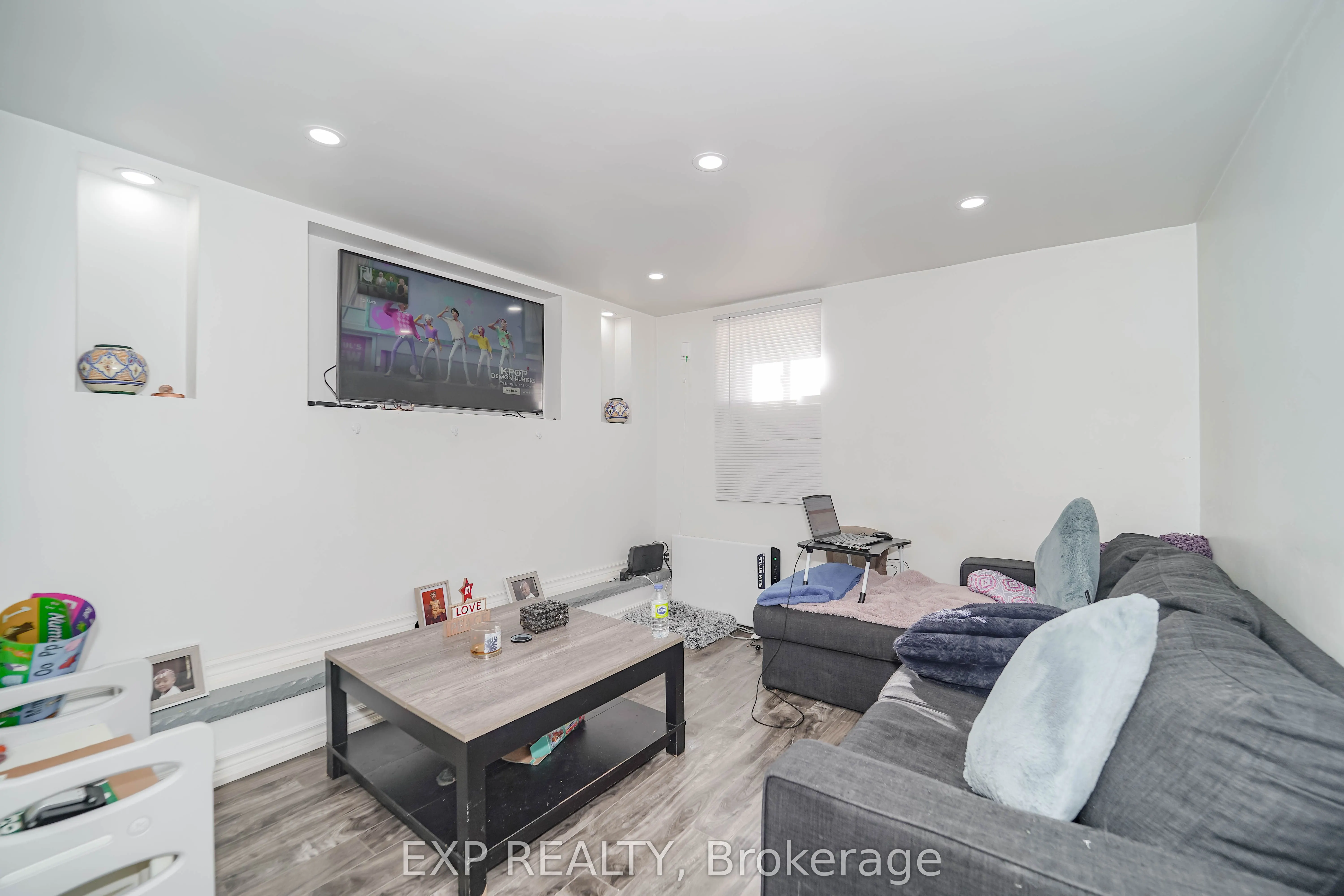 11 Bucannan Road