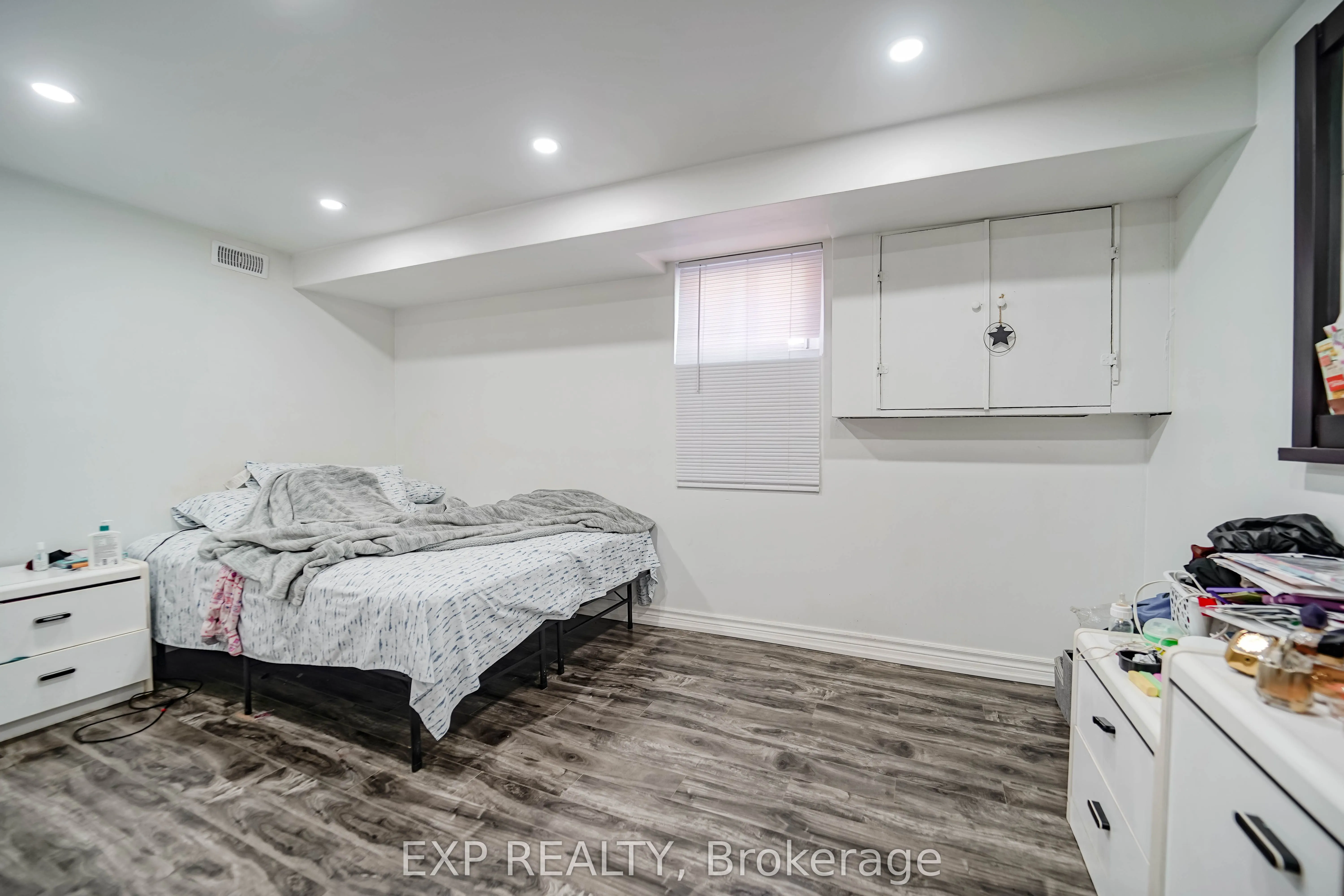 11 Bucannan Road