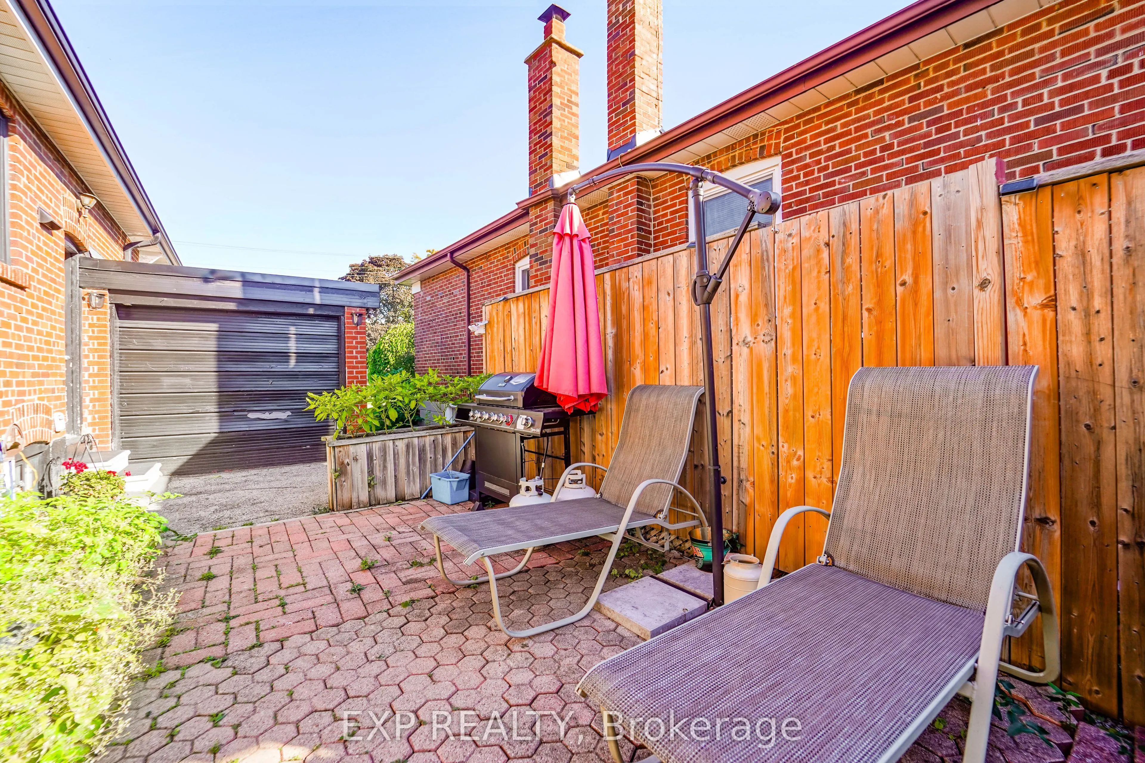 11 Bucannan Road