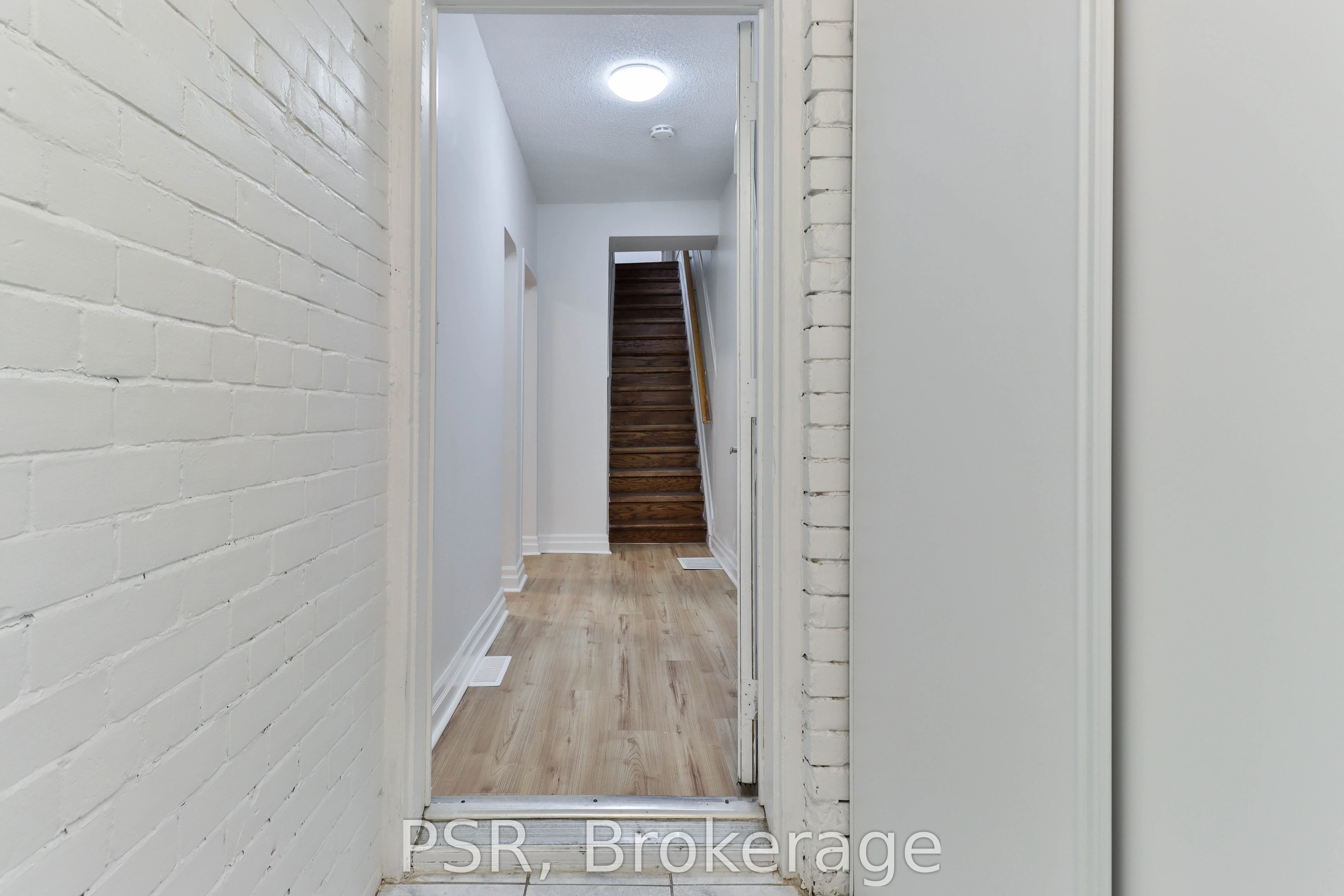 212 Coxwell Avenue