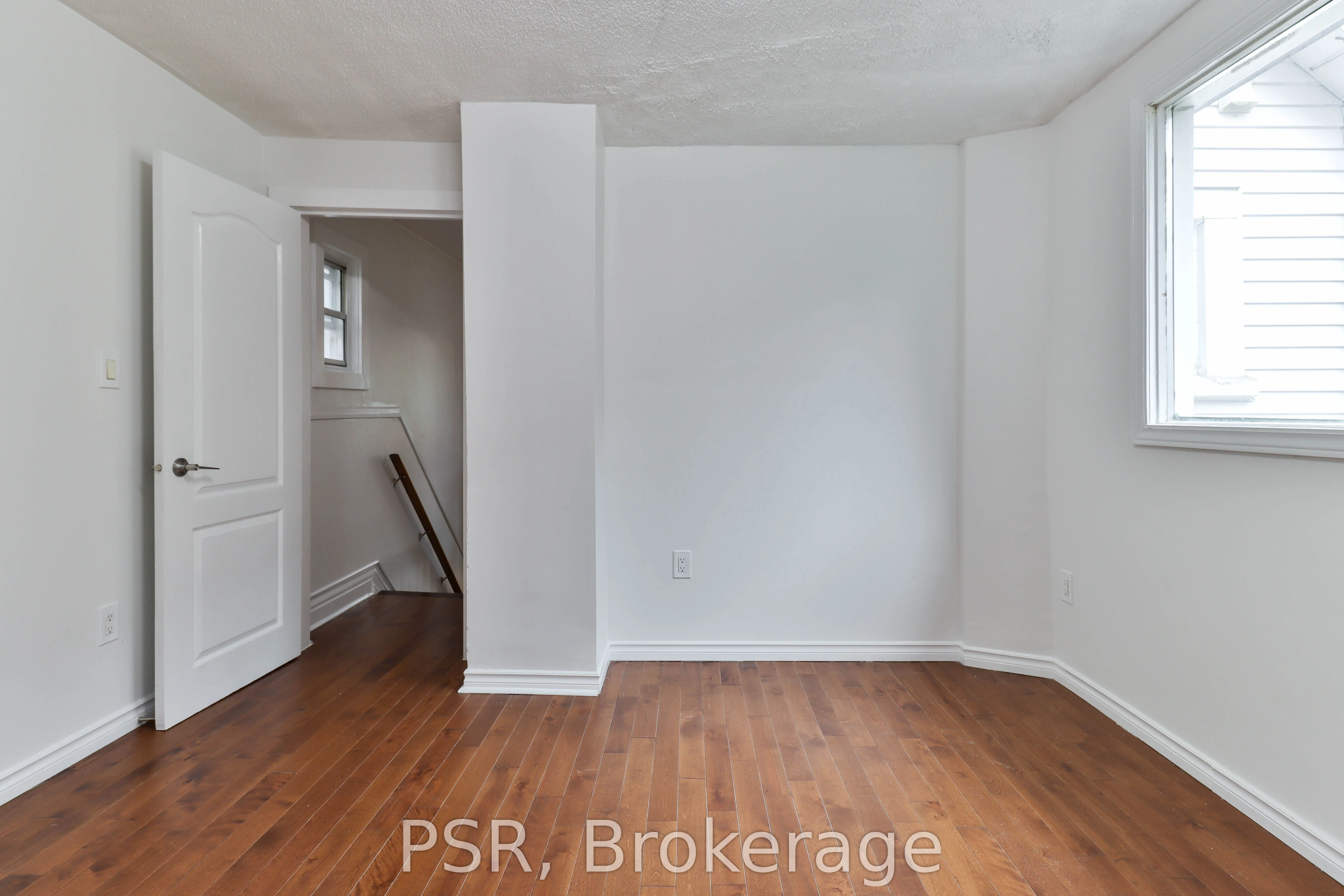 212 Coxwell Avenue