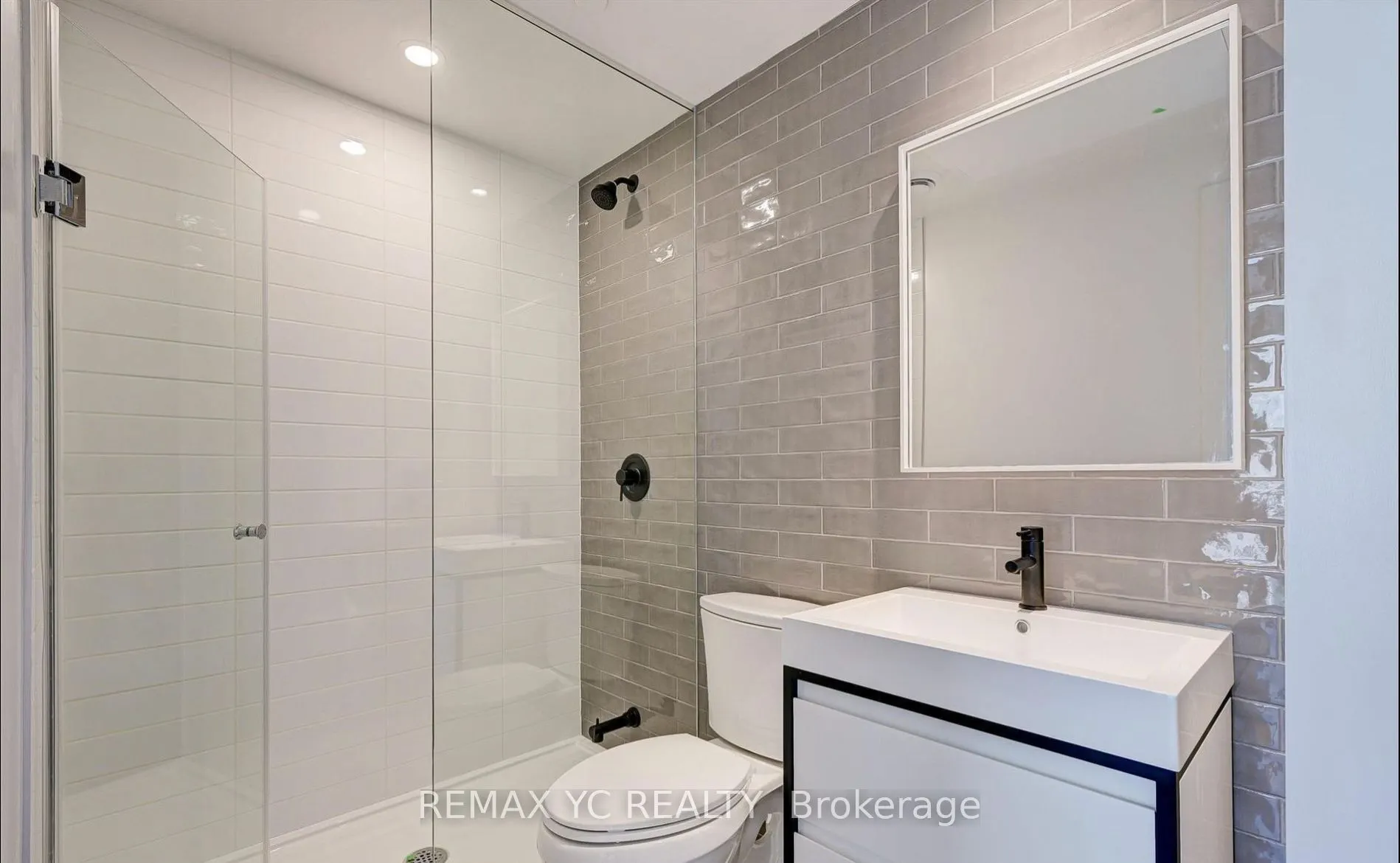 150 Logan Avenue, #438