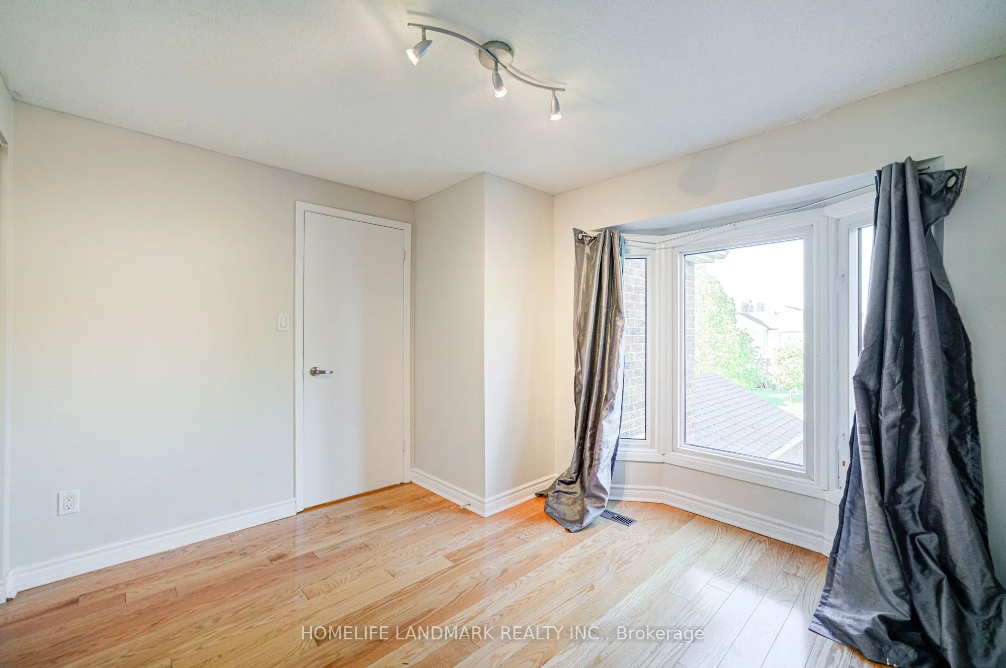 79 Sandyhook Square