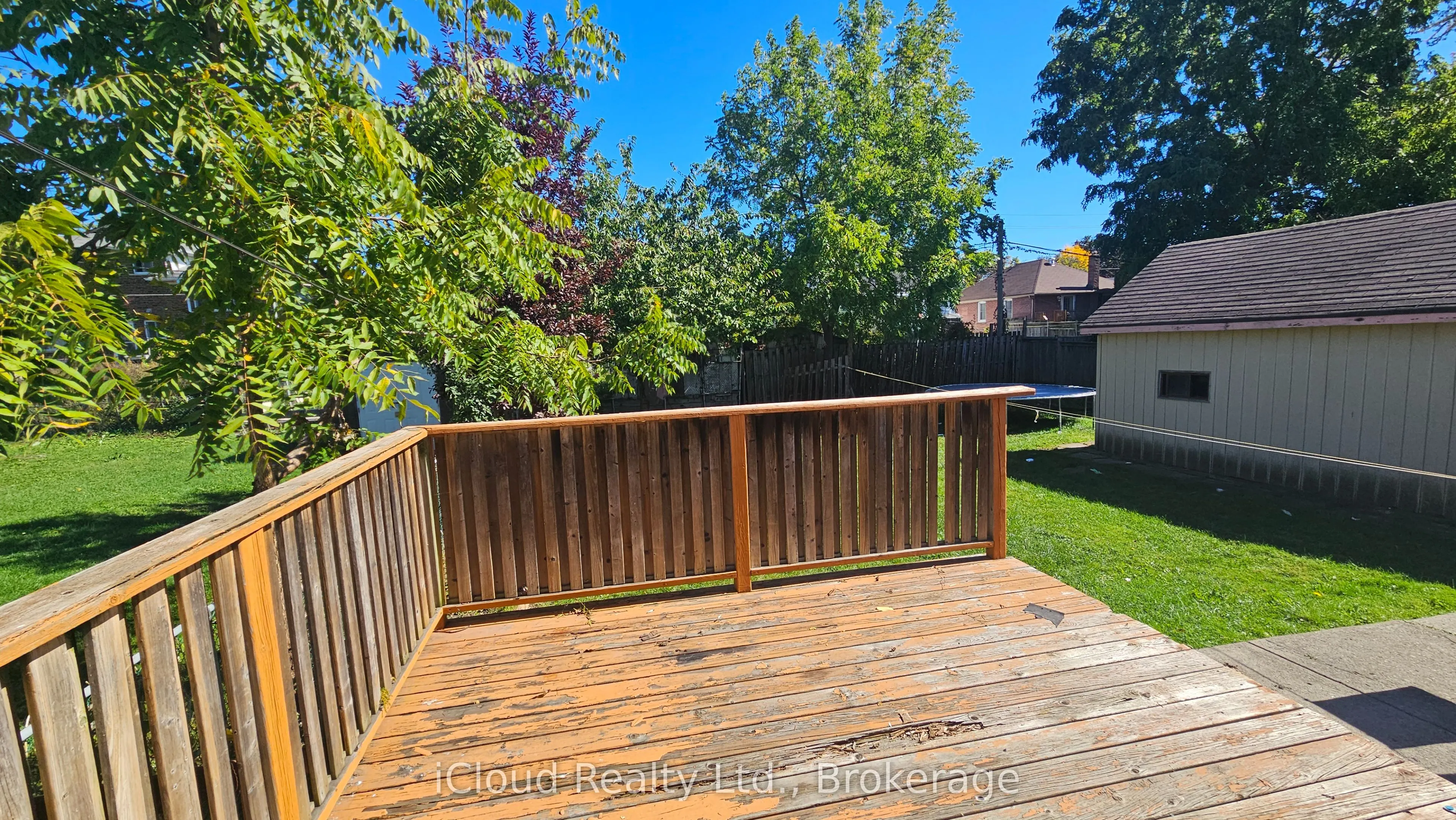 111 Bexhill Avenue, #Main
