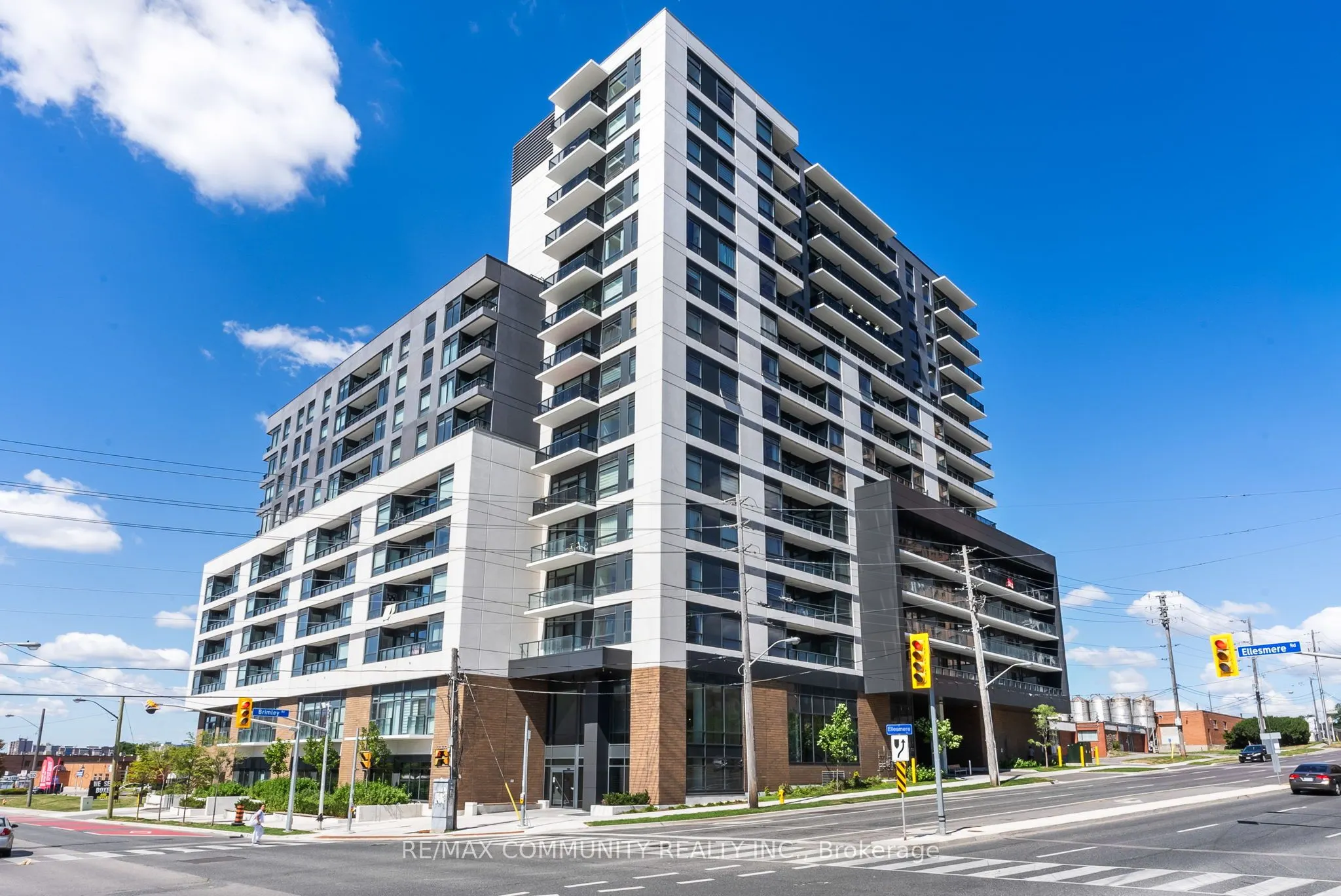1350 Ellesmere Road, #206
