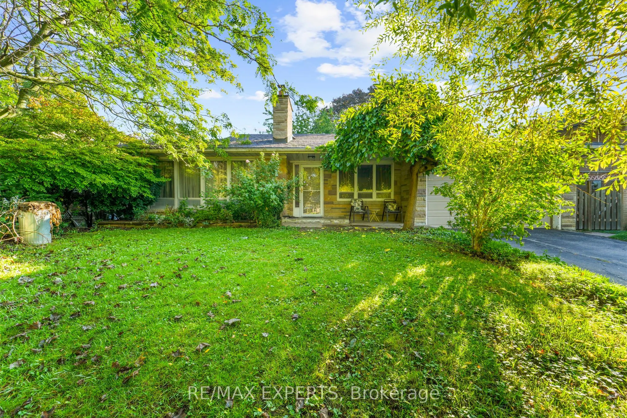 19 Duncombe Boulevard