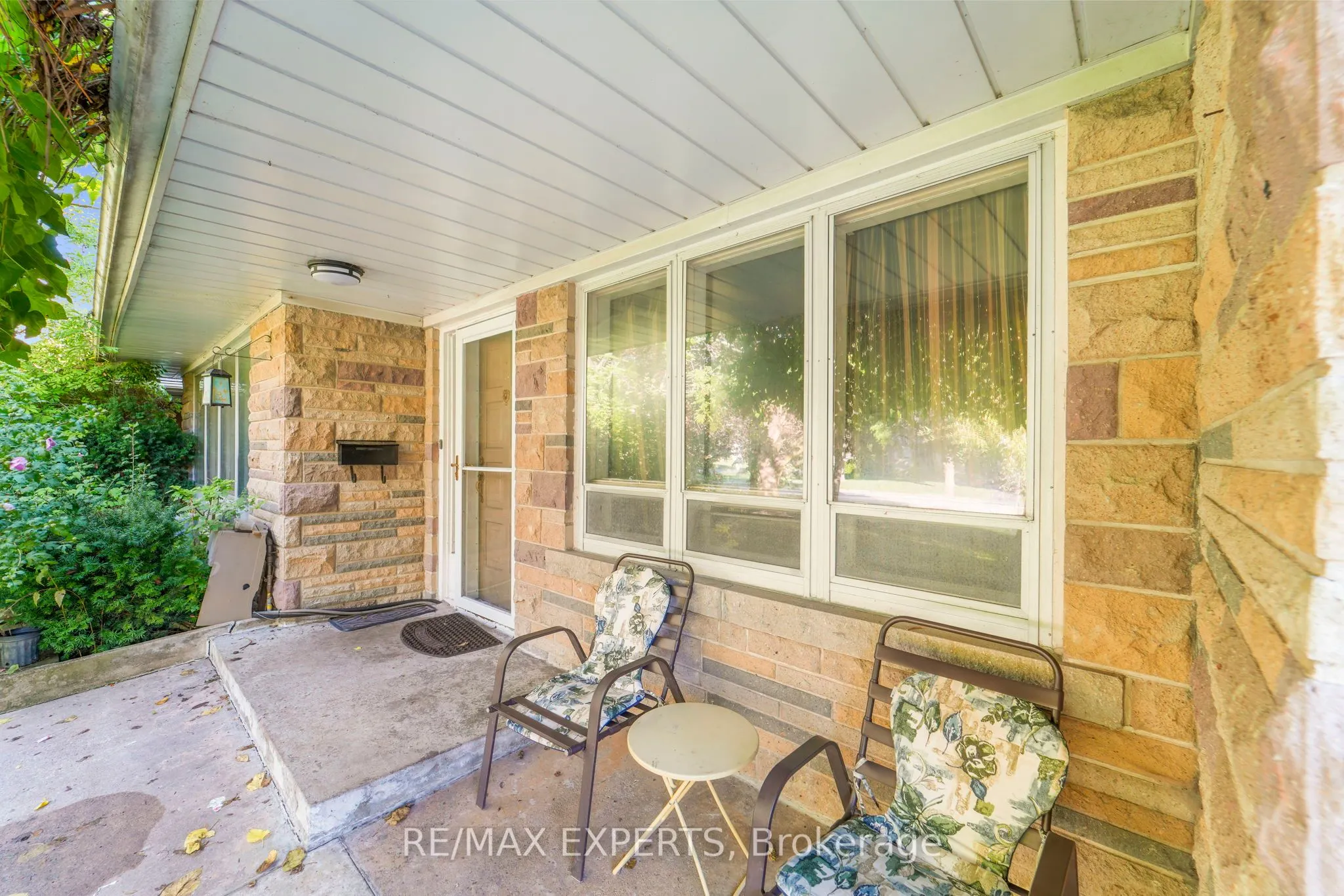 19 Duncombe Boulevard
