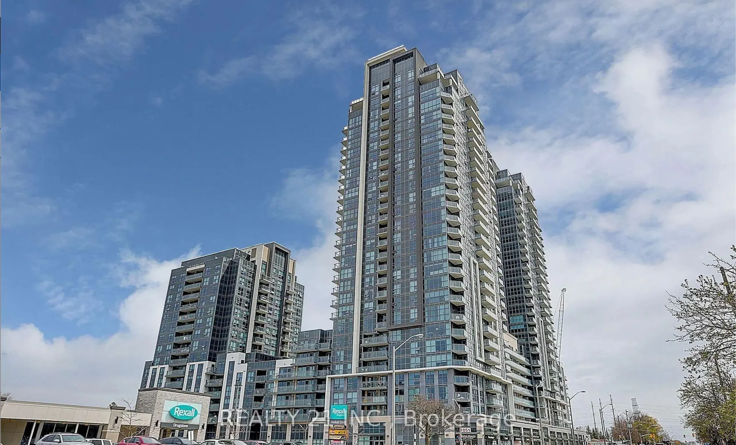 30 Meadowglen Place, #519