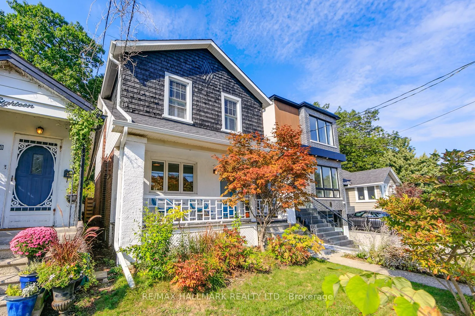 120 Warden Avenue