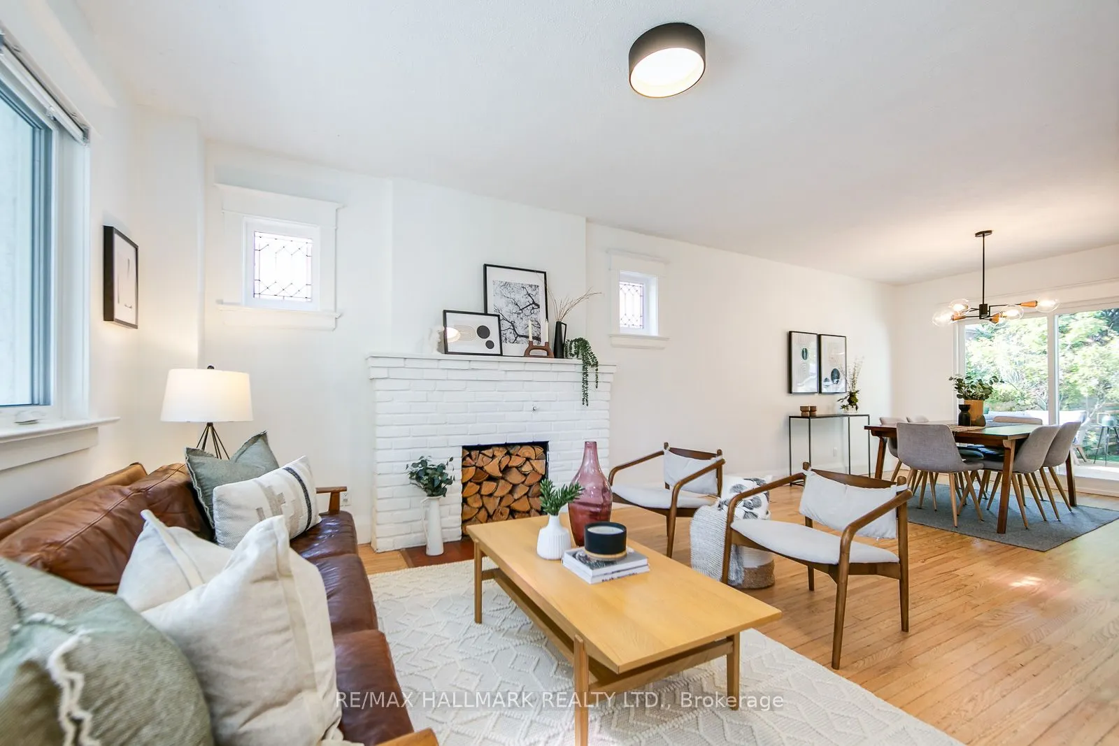 120 Warden Avenue