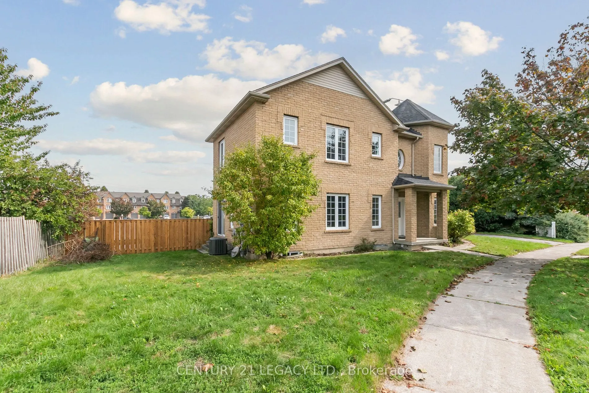 1 Brimforest Gate