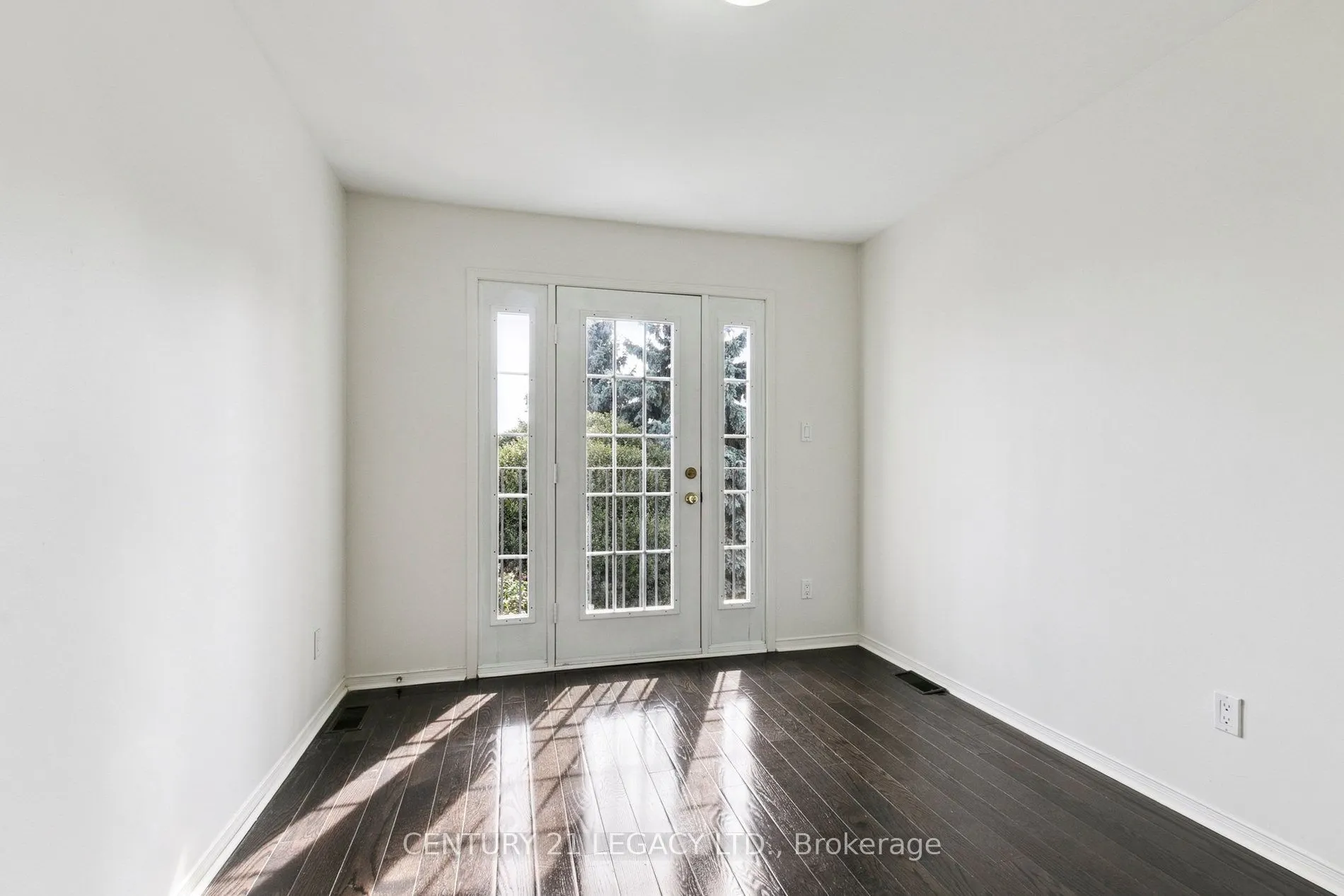1 Brimforest Gate