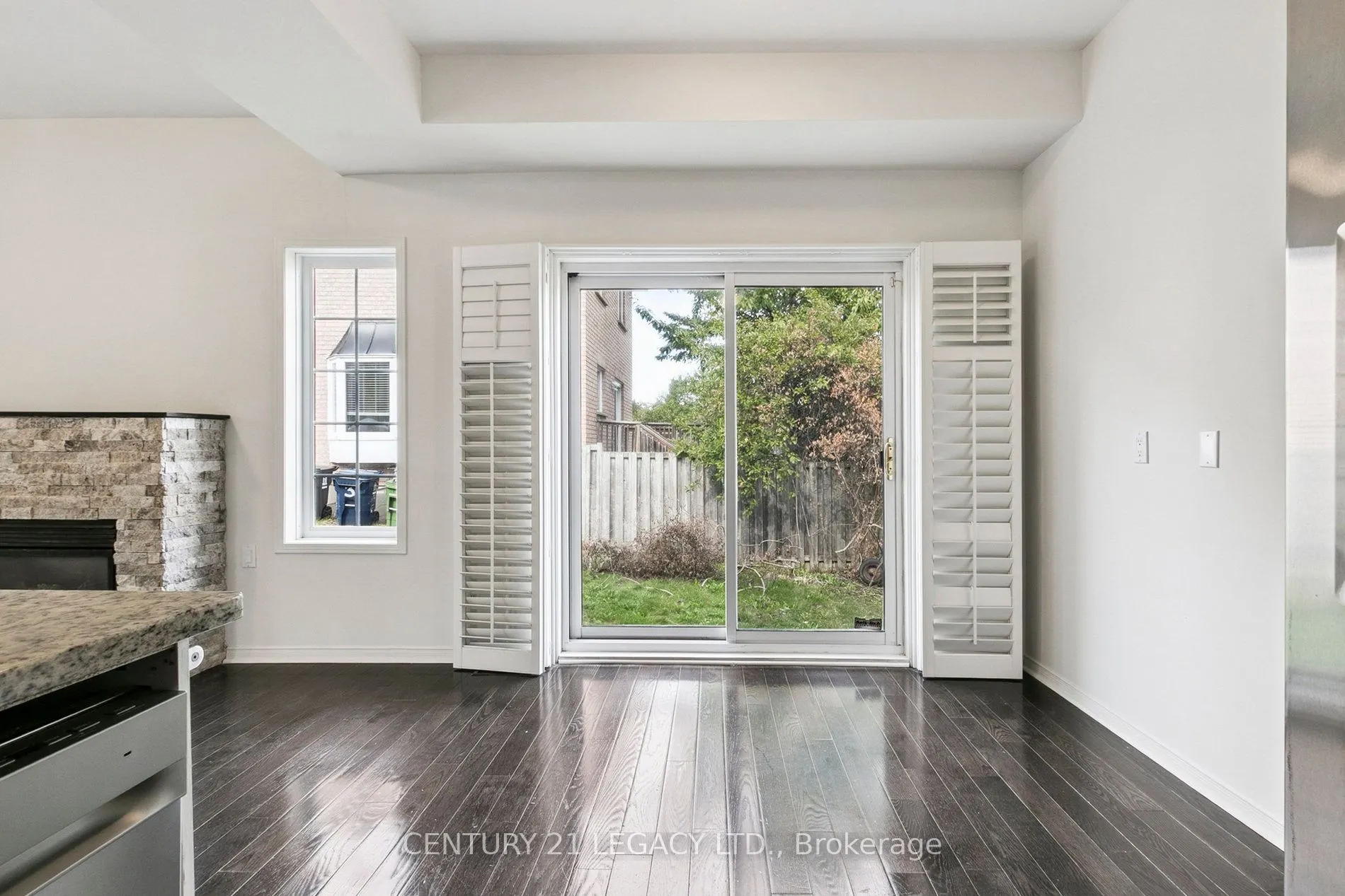 1 Brimforest Gate