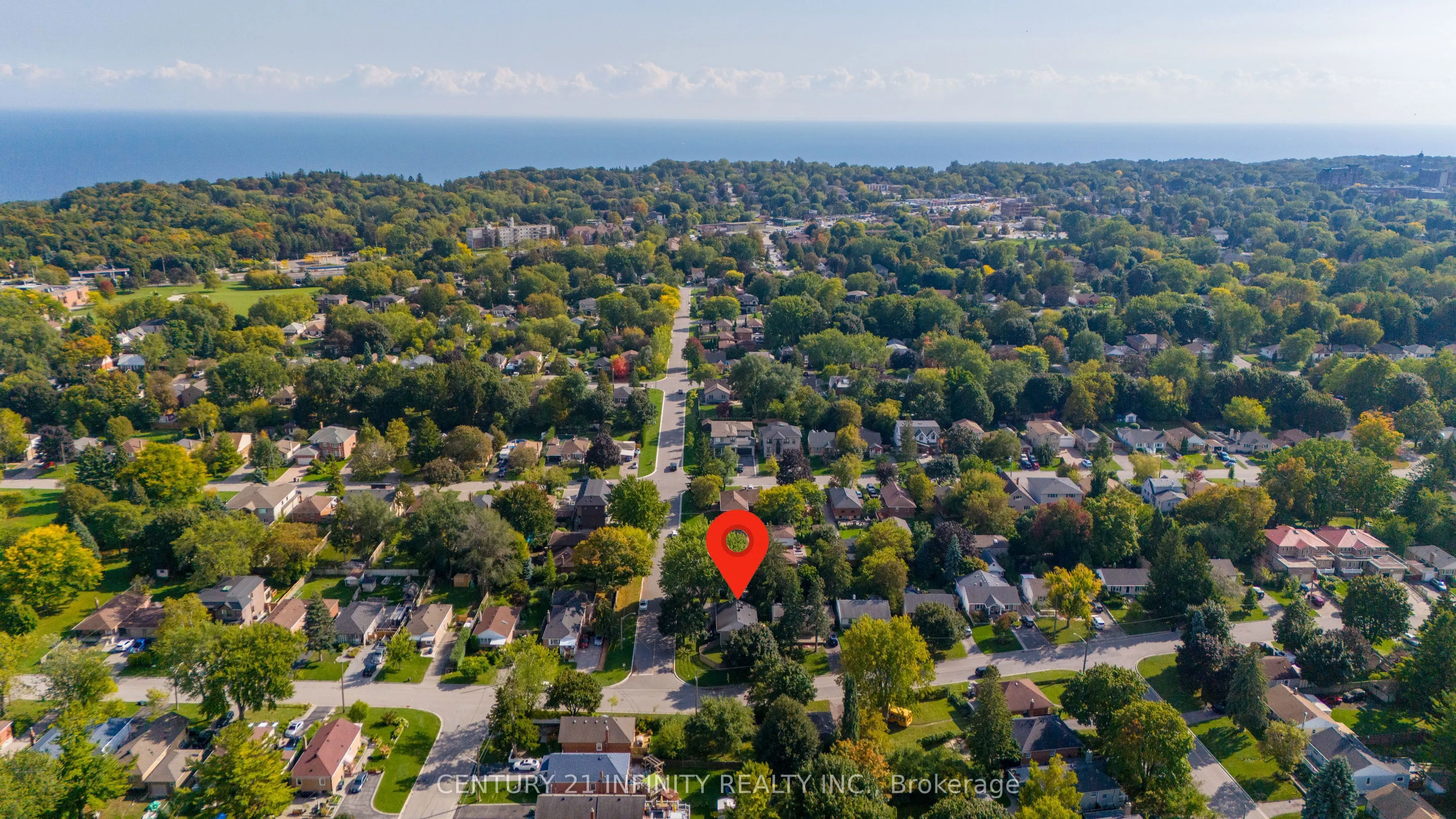 43 Colonial Avenue