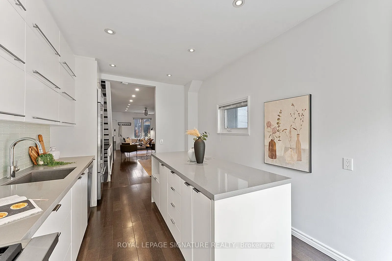 65 West Avenue