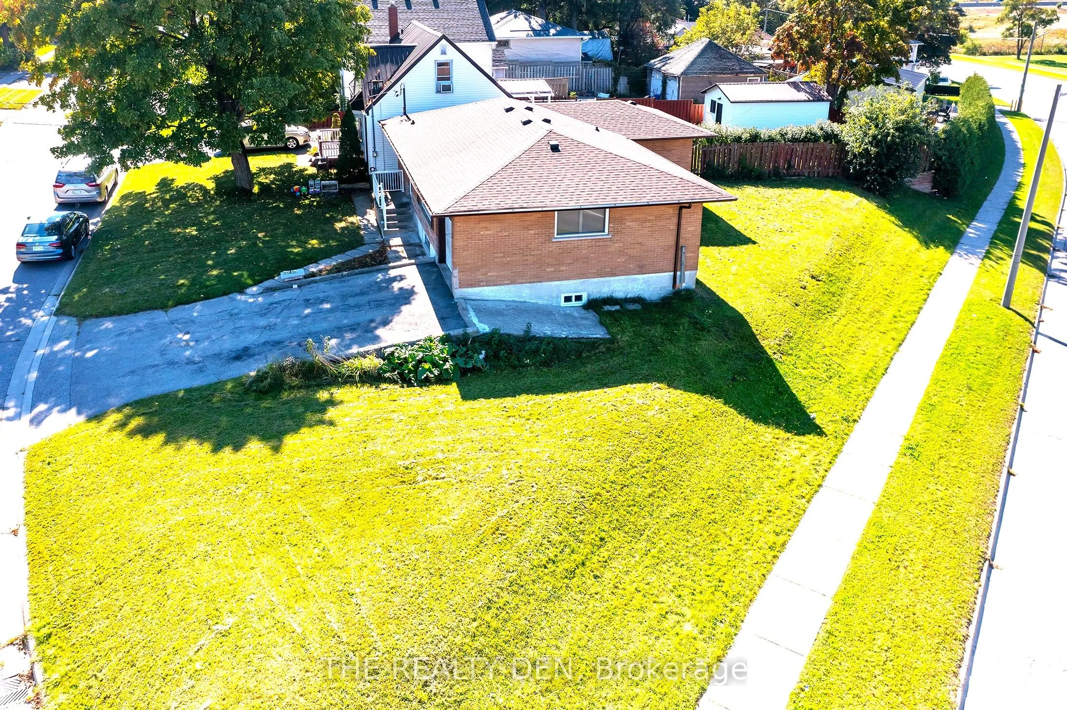 532 Montrave Avenue