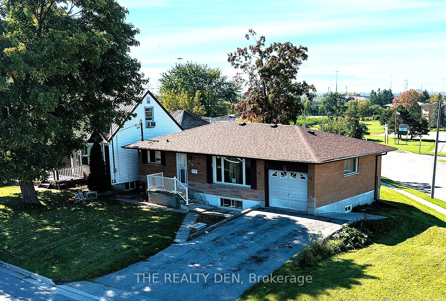 532 Montrave Avenue