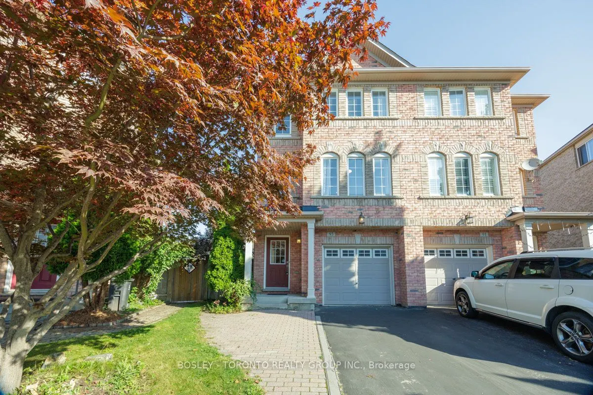 93 Wilkes Crescent