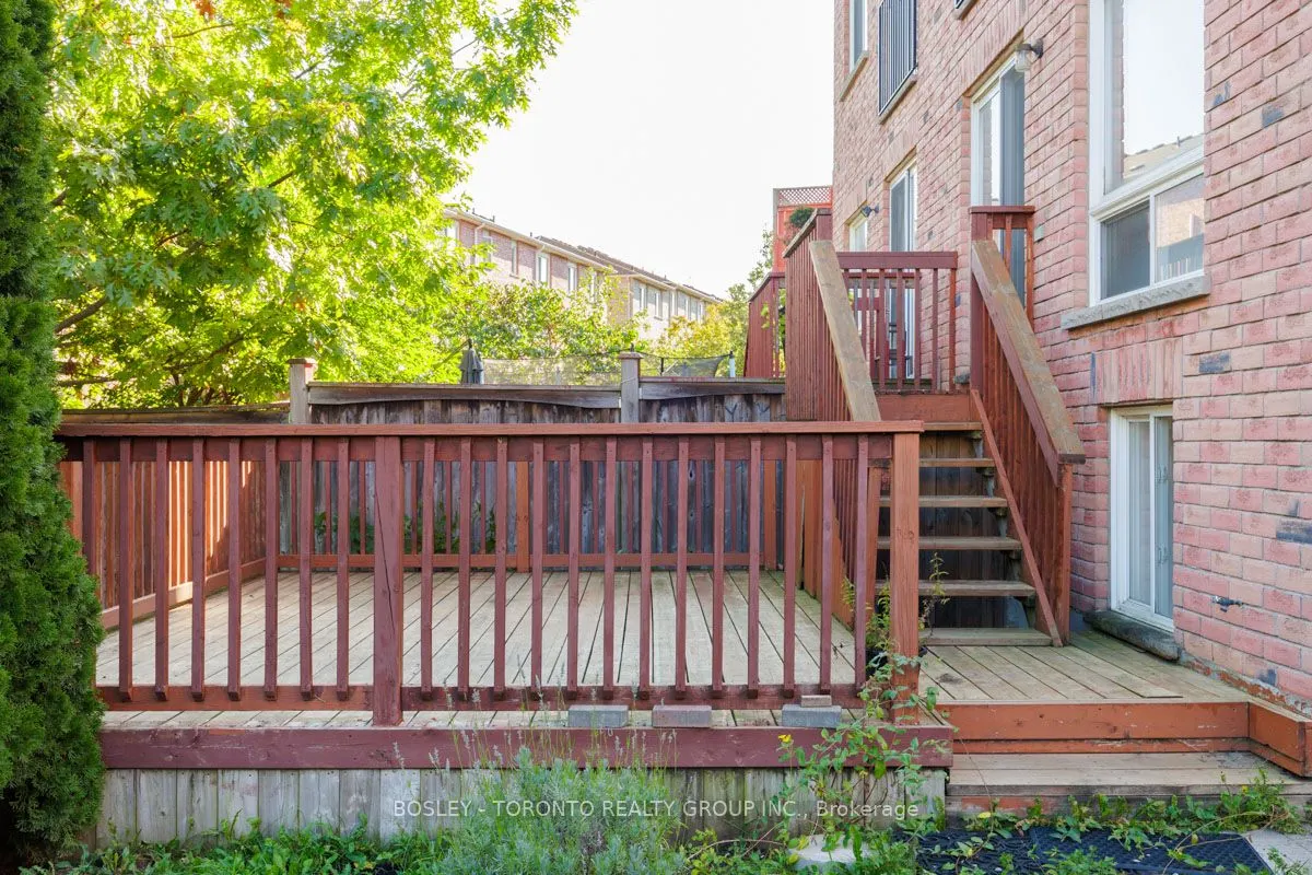 93 Wilkes Crescent