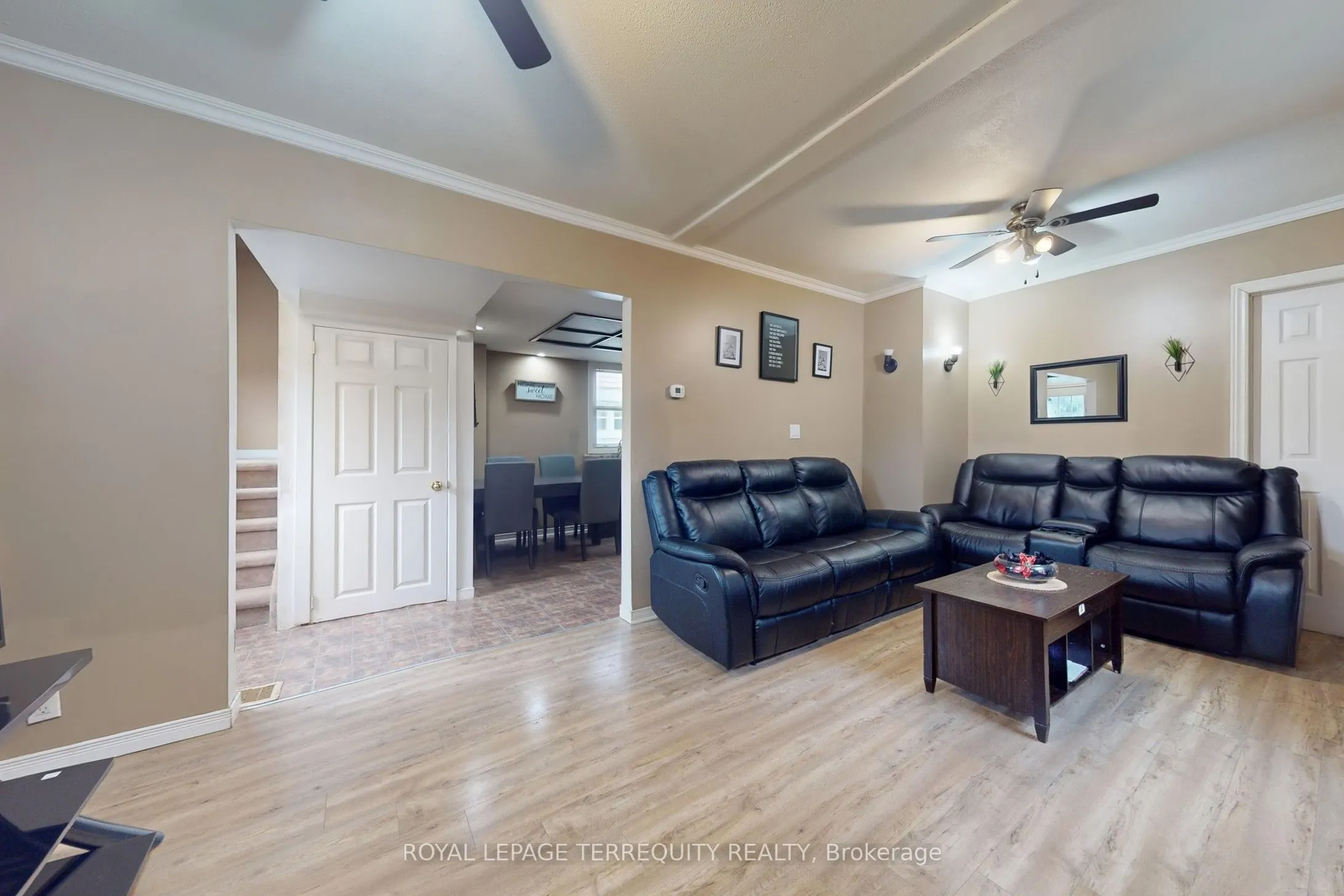 104 Park Road S