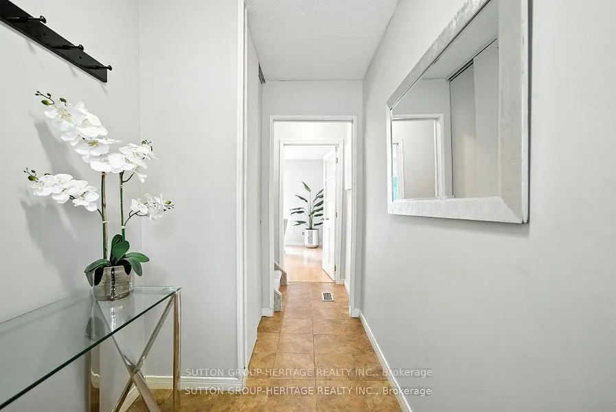 601 Galahad Drive, #29