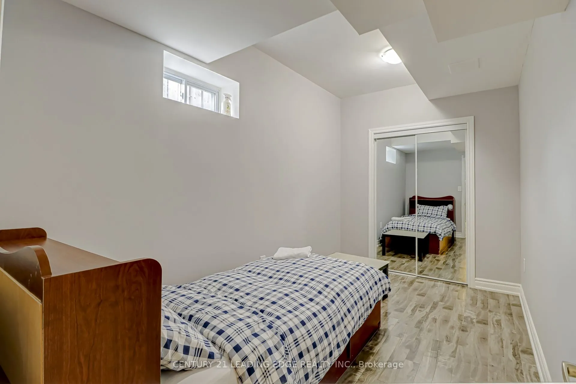 20 Snowy Owl Way