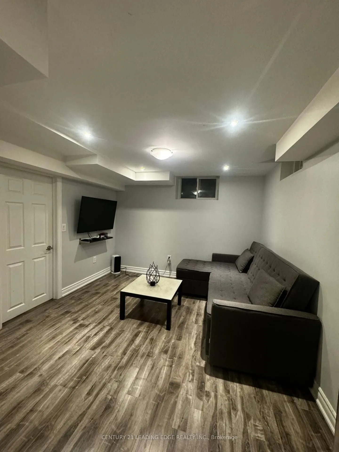 20 Snowy Owl Way