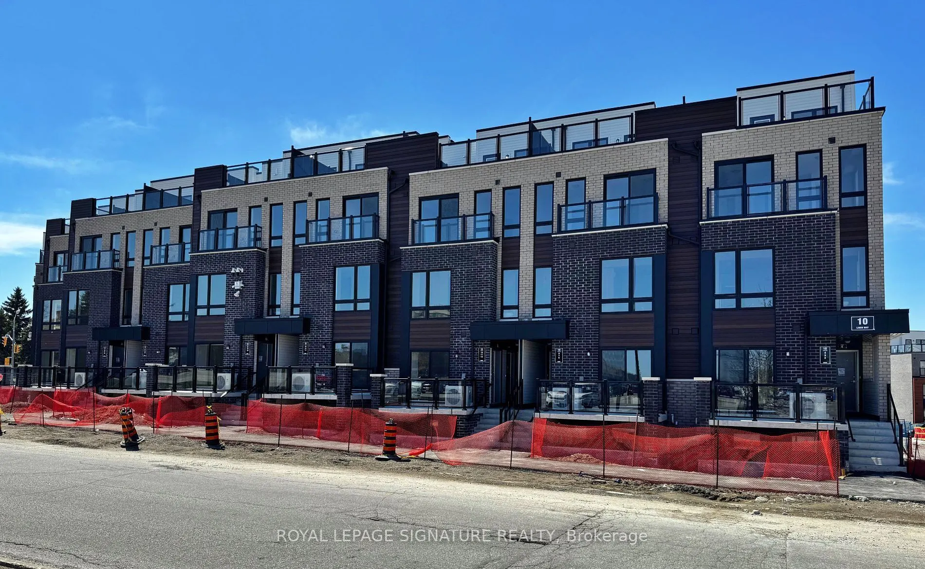 10 Liben Way, #23