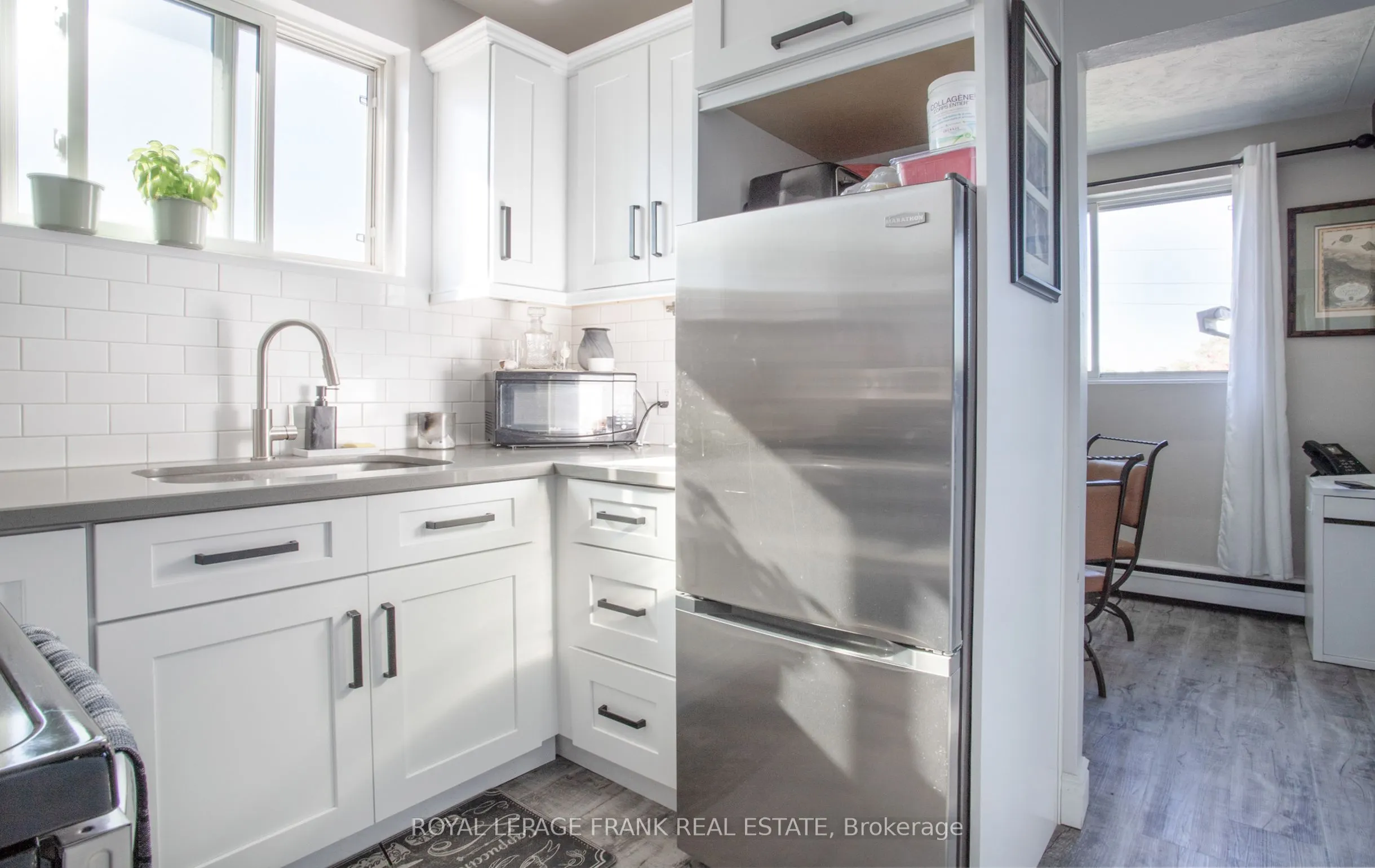 203 Oshawa Boulevard S