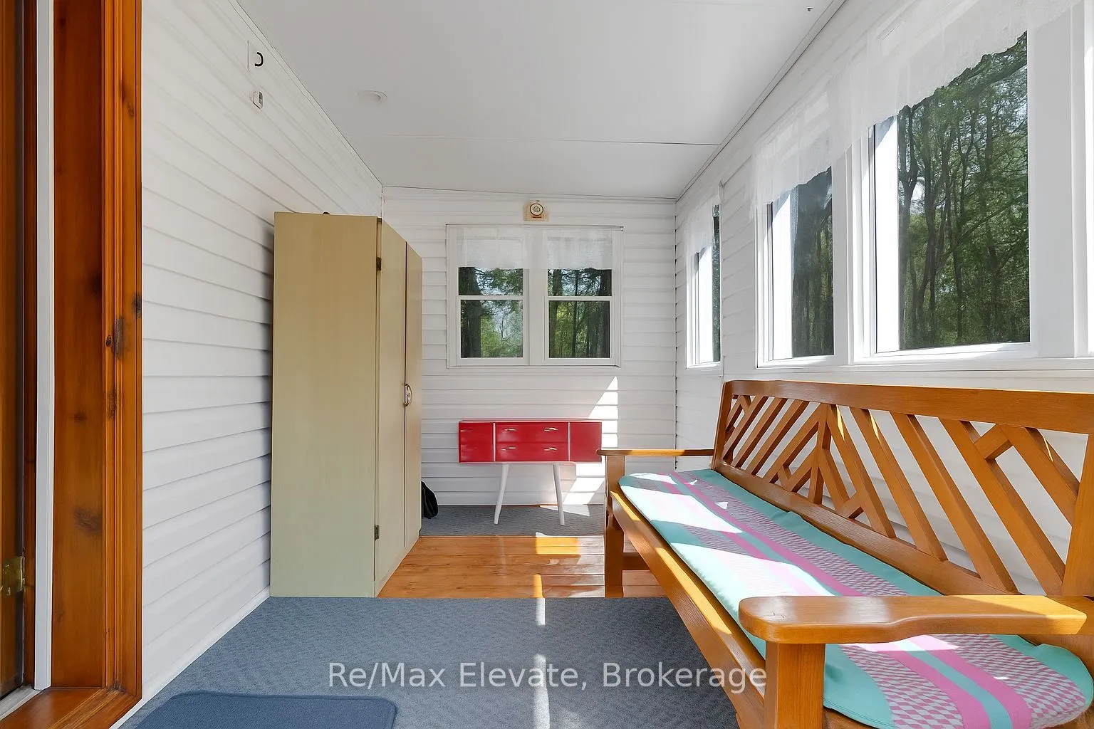 2545 Rundle Road