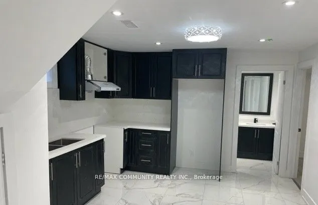 206 Crocus Drive, #BSMT