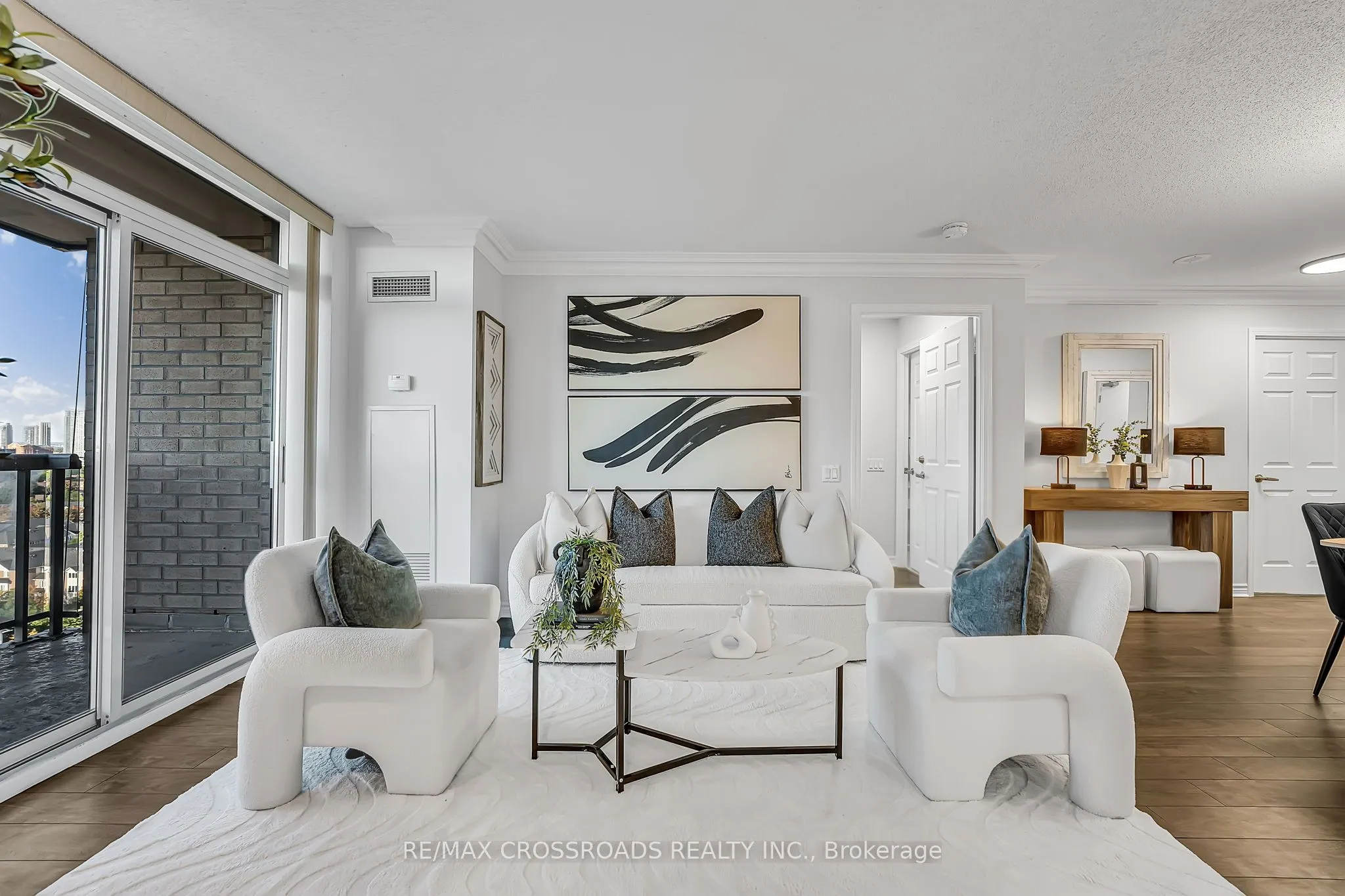8 Mondeo Drive, #1307