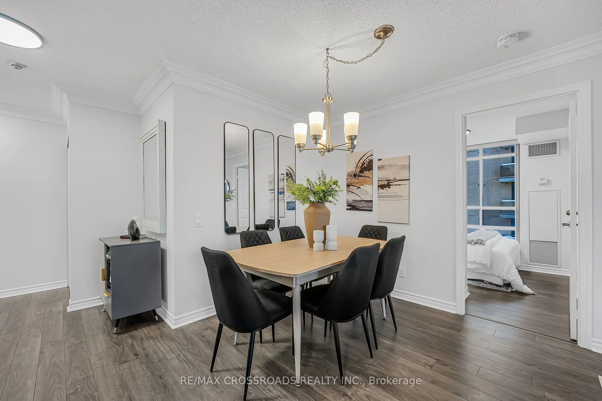 8 Mondeo Drive, #1307