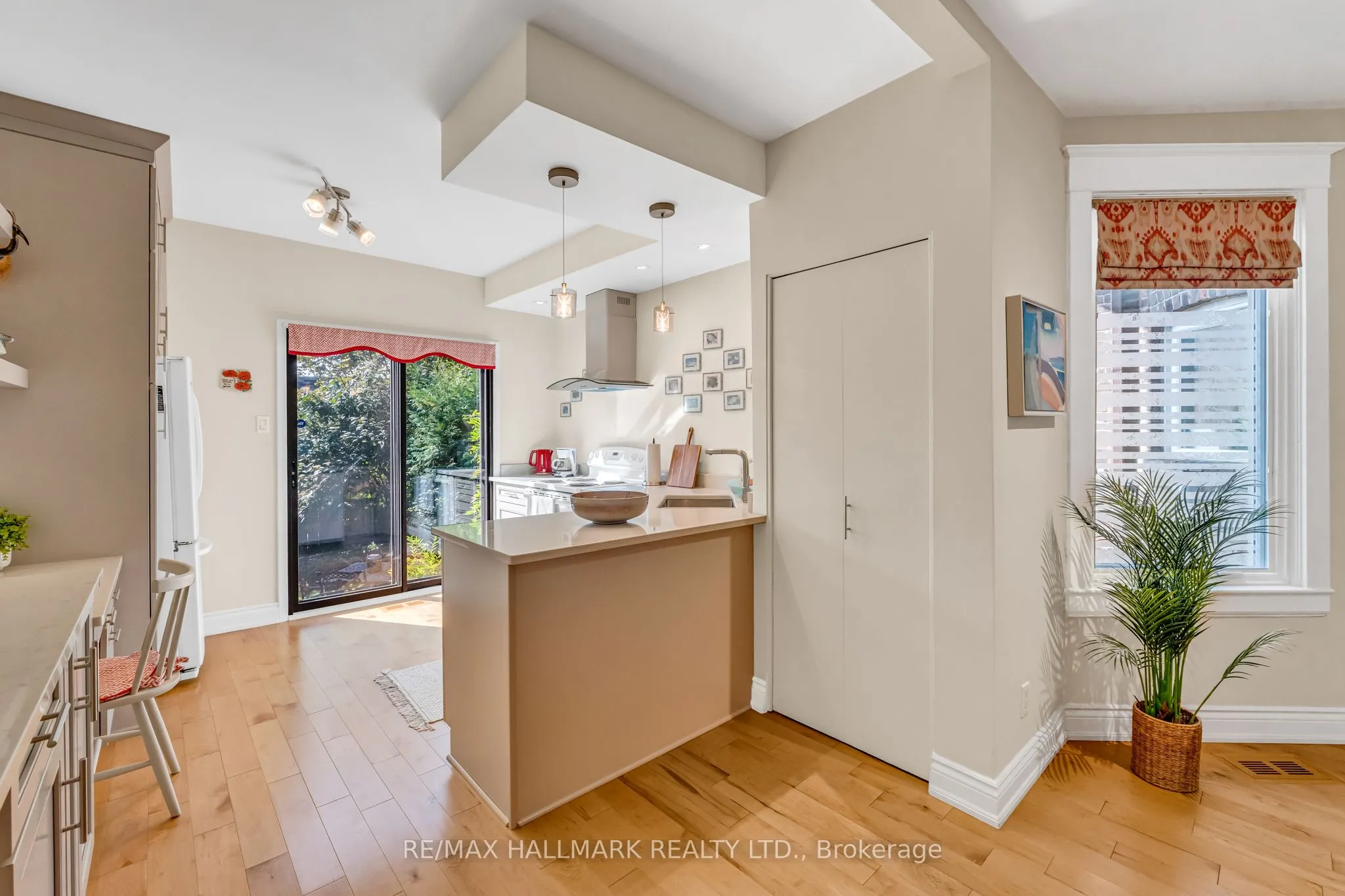 63 Eastmount Avenue