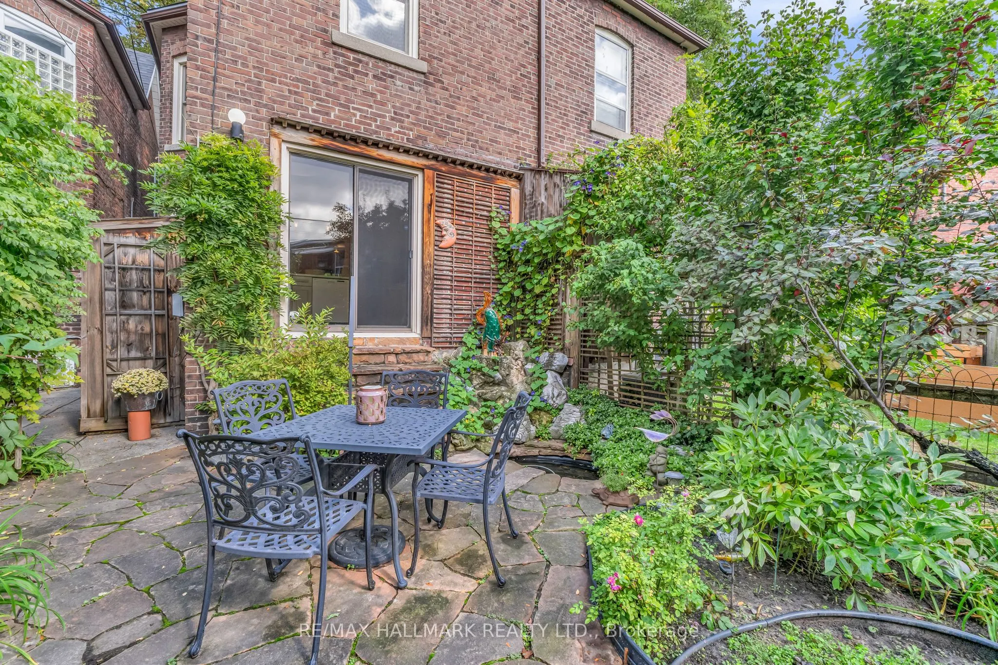 63 Eastmount Avenue