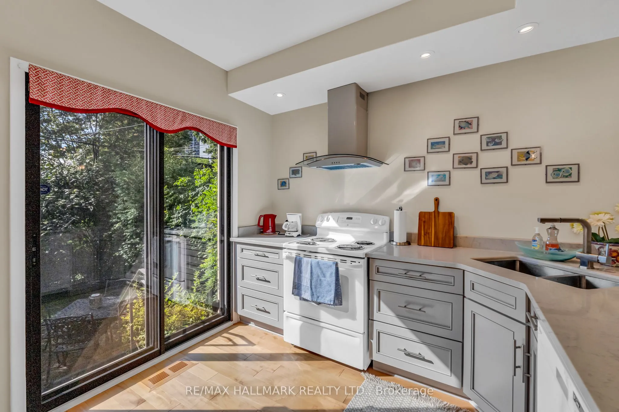 63 Eastmount Avenue