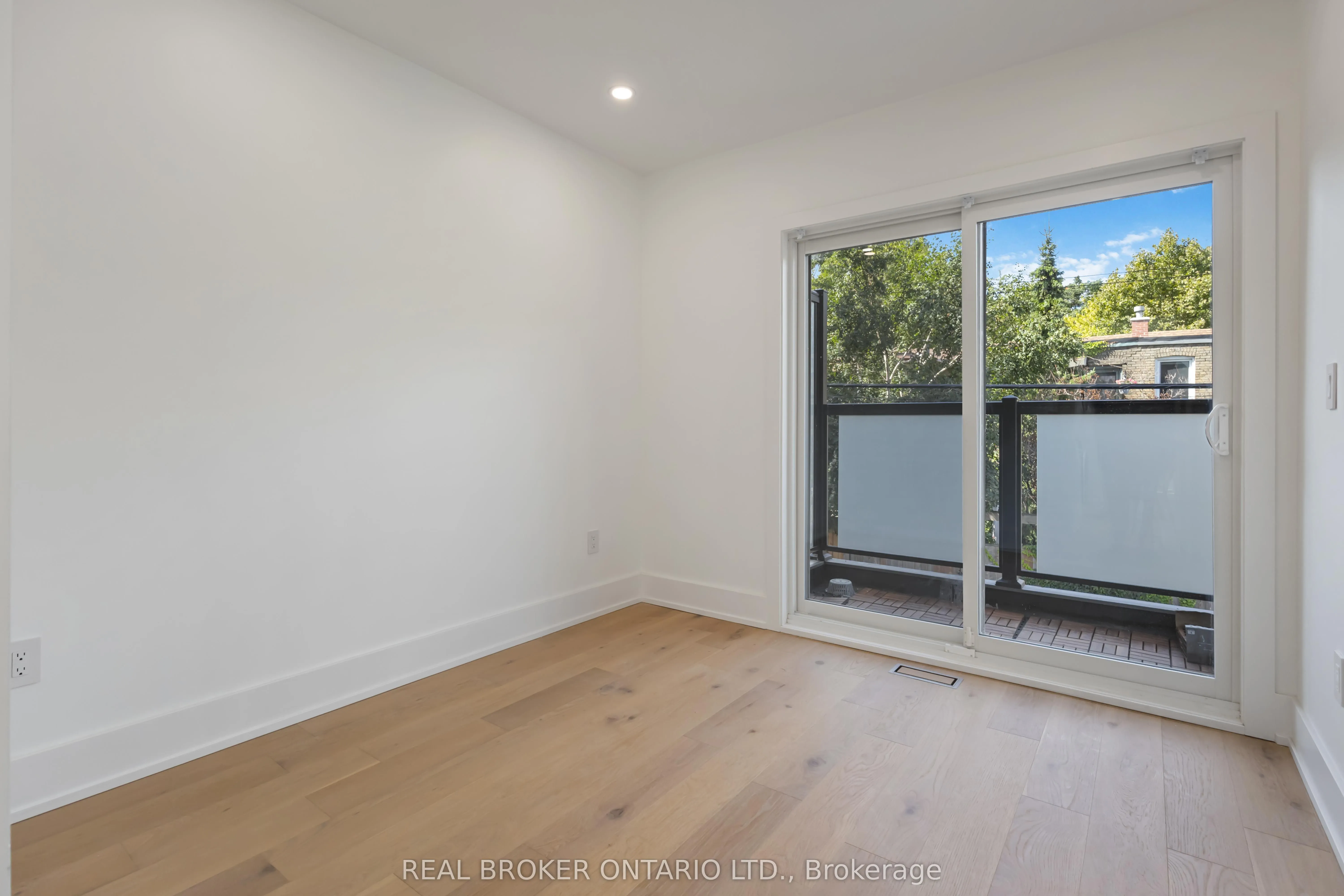 72 Jones Avenue, #Unit L