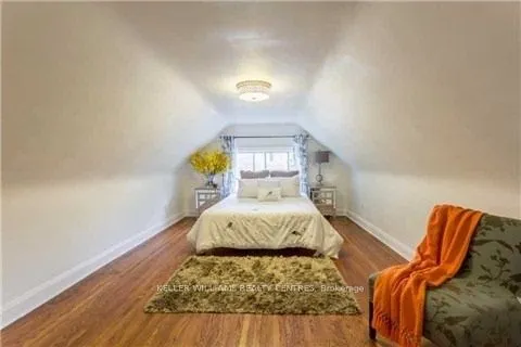 190 Holborne Avenue, #Main