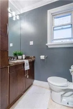 190 Holborne Avenue, #Main