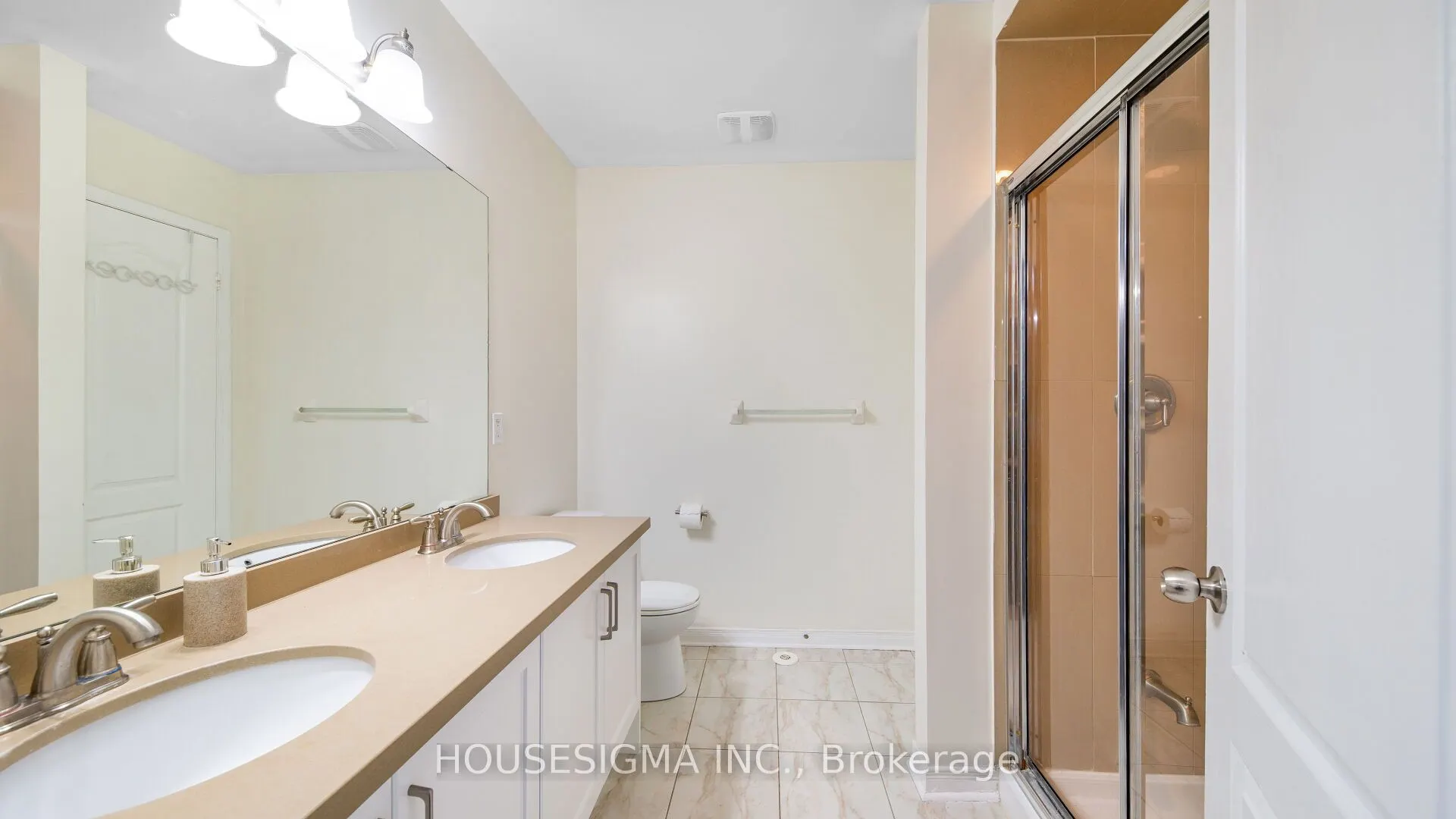 18 Lovegrove Lane, #24