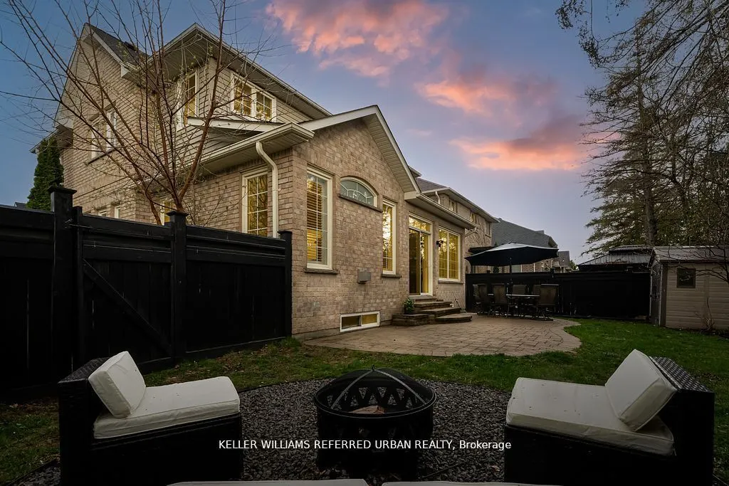 2 Thistledown Crescent