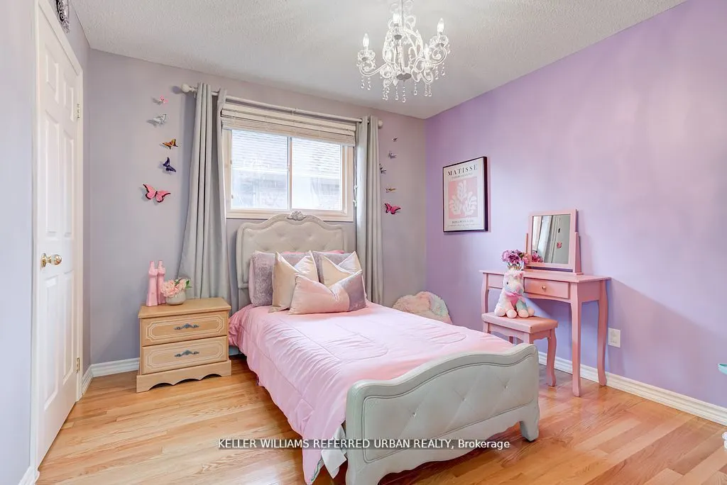 2 Thistledown Crescent