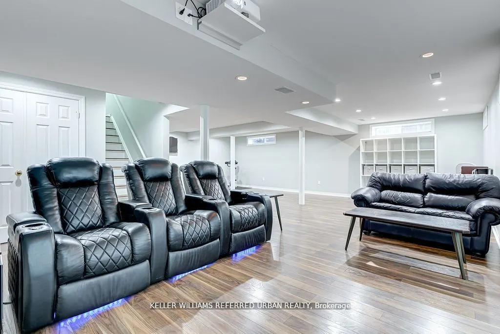 2 Thistledown Crescent