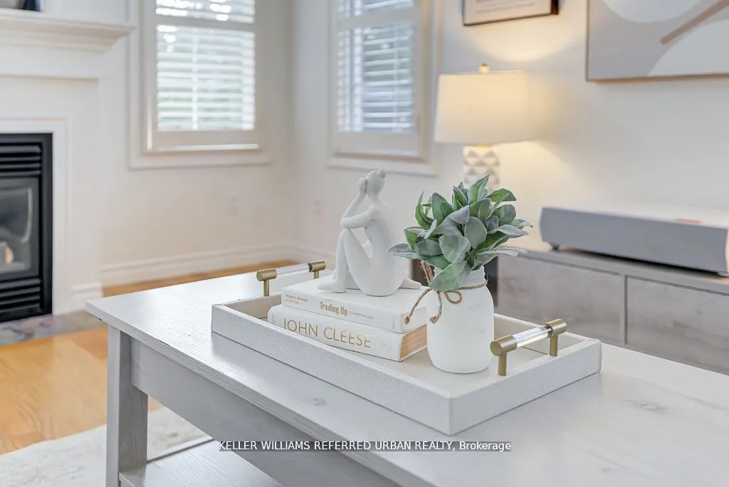 2 Thistledown Crescent