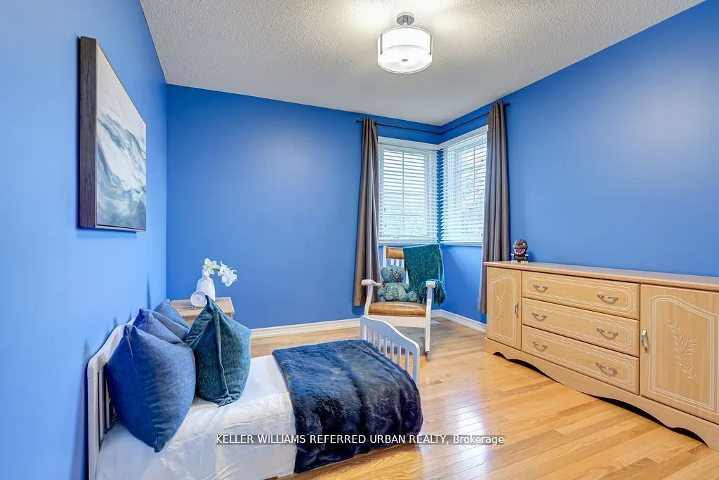 2 Thistledown Crescent